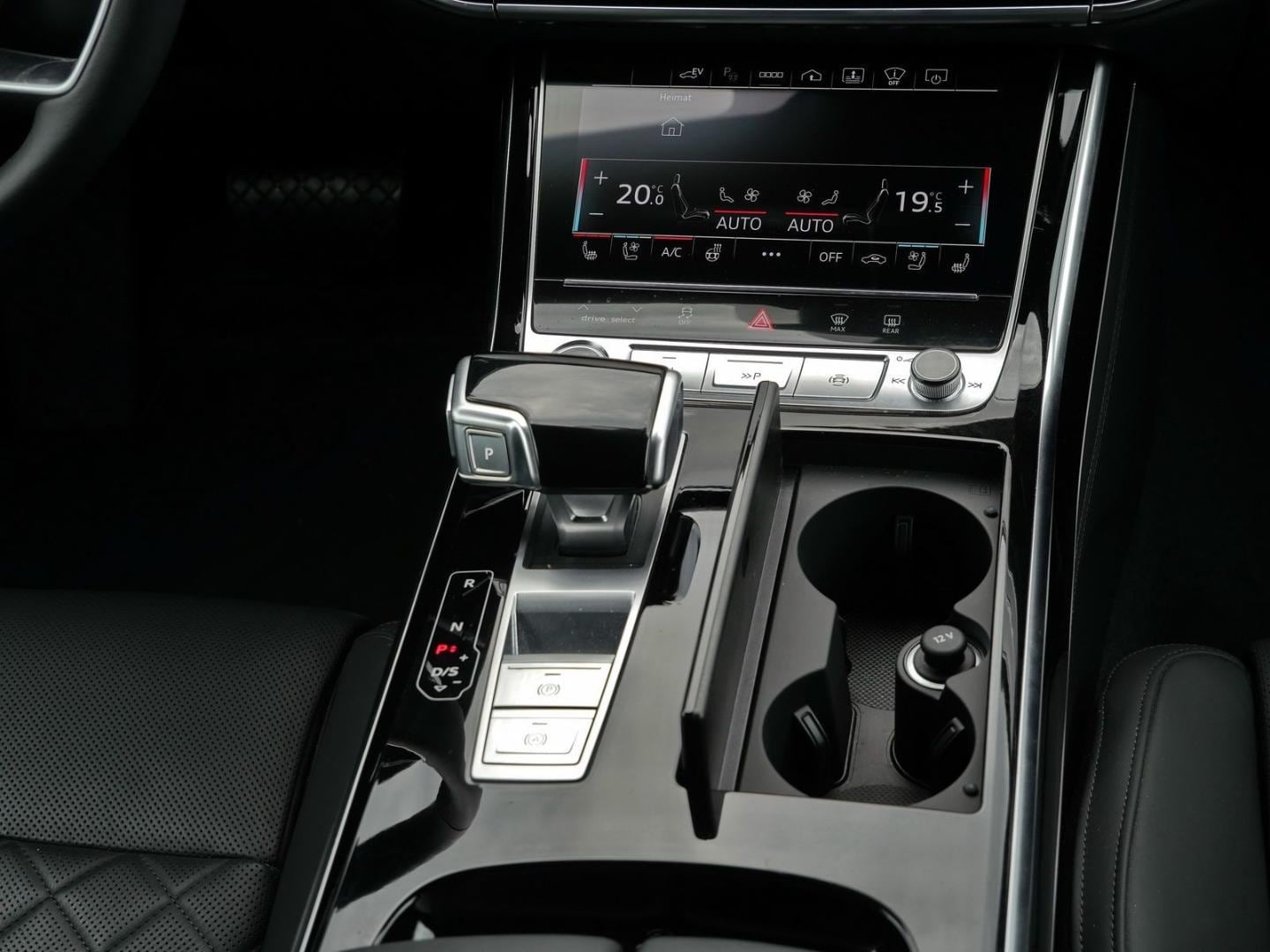 Bild über Audi A8 TFSI e 60 TFSI e quattro tiptronic - für weitere Informationen kontaktieren Sie den Audi Partner