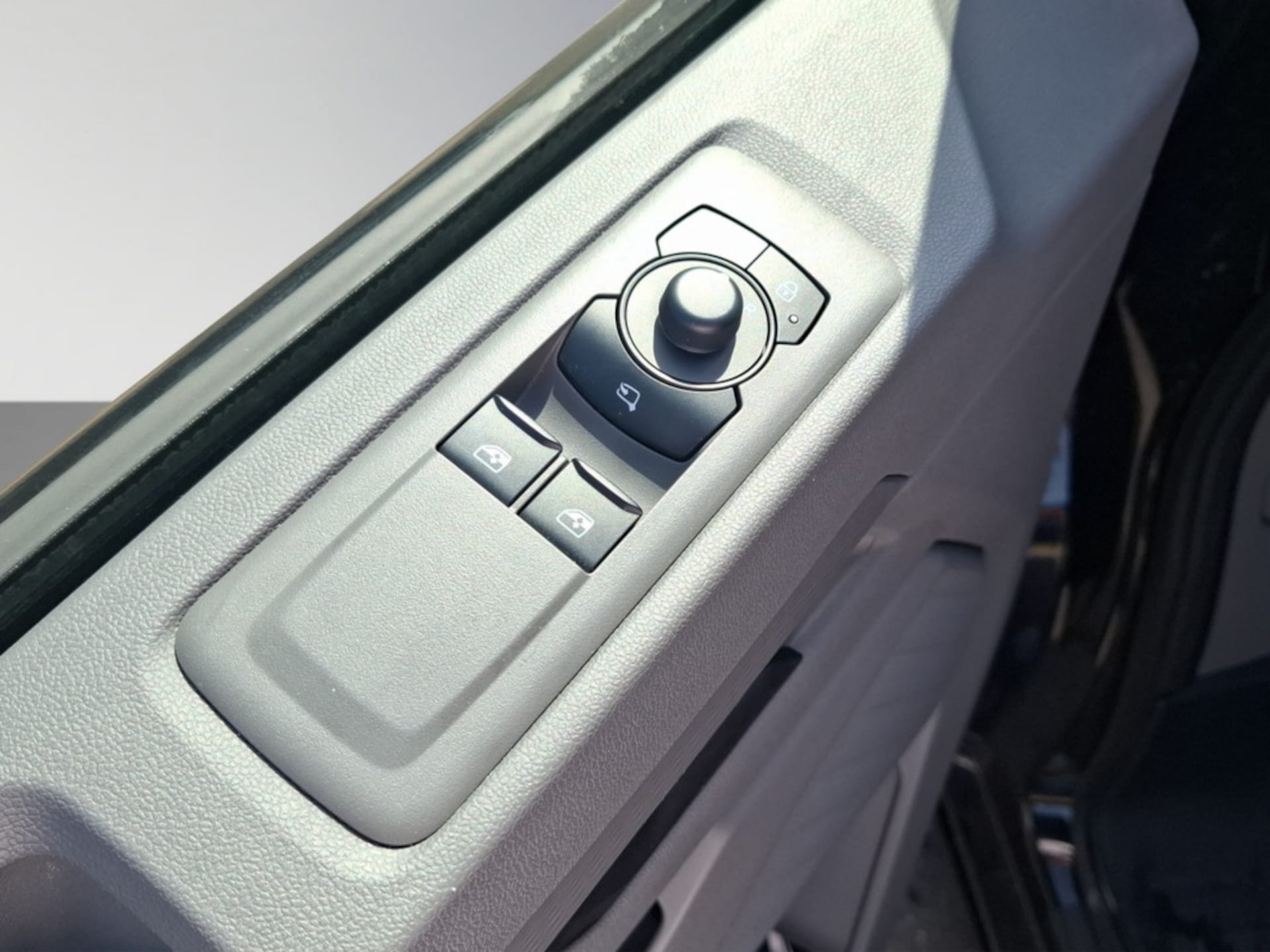 Volkswagen Transporter Kasten kurzer Radstand Plus
