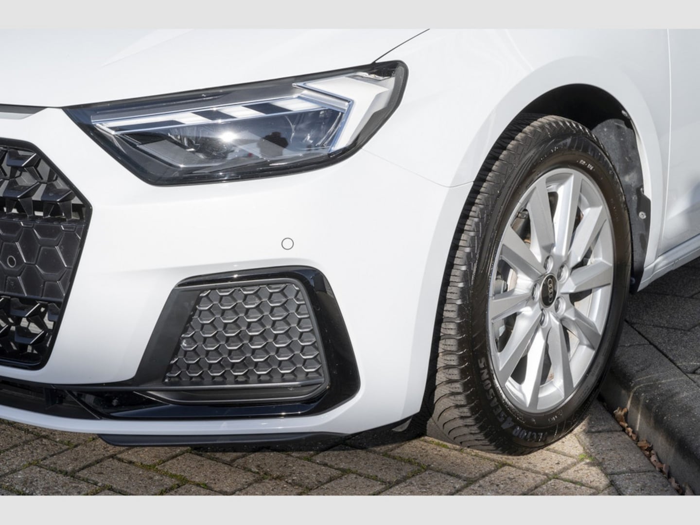 Bild über Audi A1 Sportback advanced 30 TFSI S tronic - für weitere Informationen kontaktieren Sie den Audi Partner