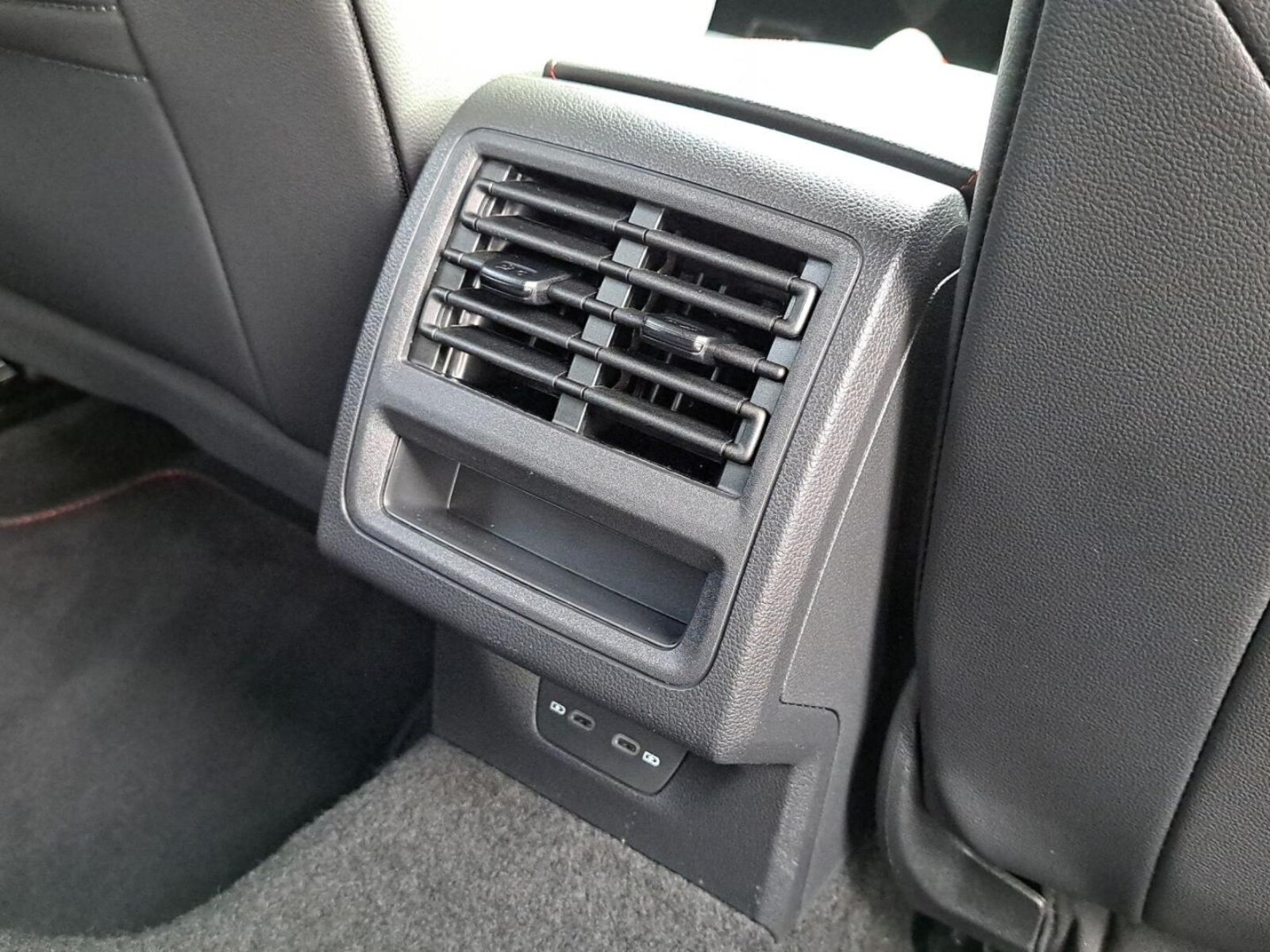 Volkswagen Golf – Bild 17