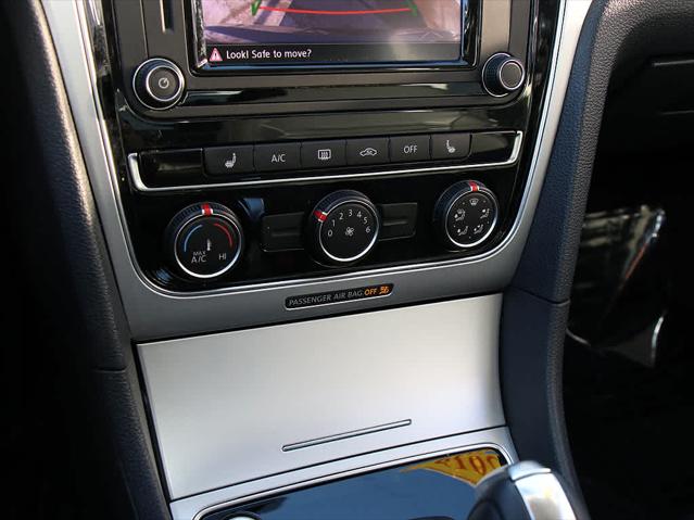 2019 VOLKSWAGEN PASSAT - Image 17