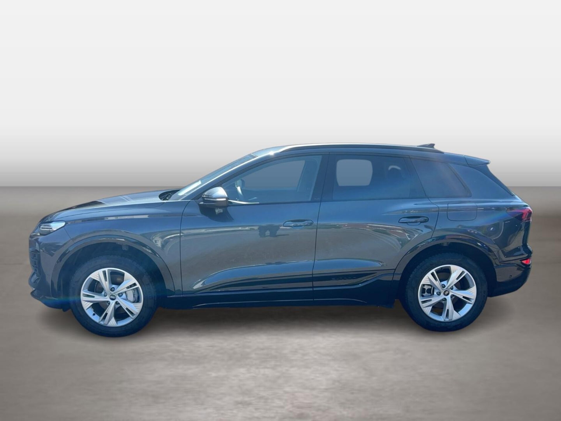 Audi Q6 SUV e-tron