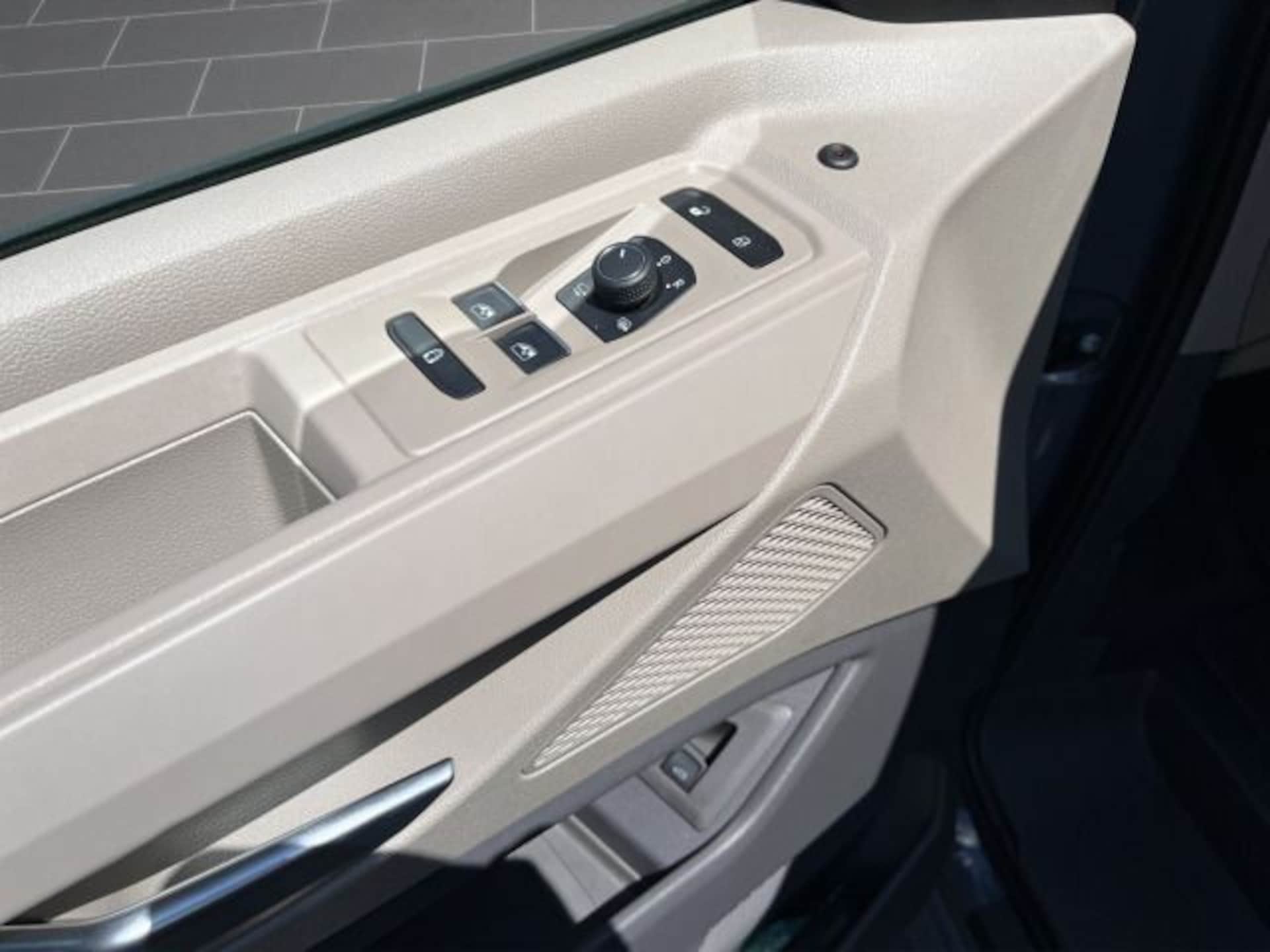 Volkswagen Multivan Langversion Life