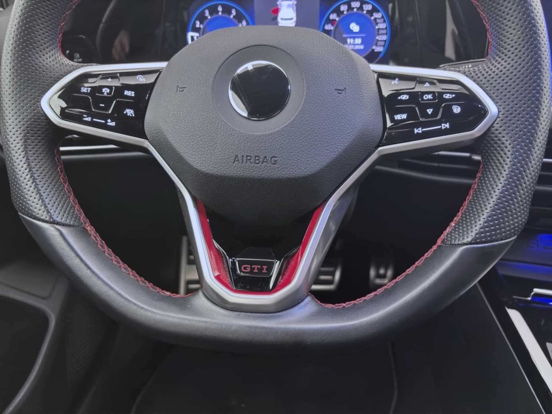 Volkswagen Golf GTI