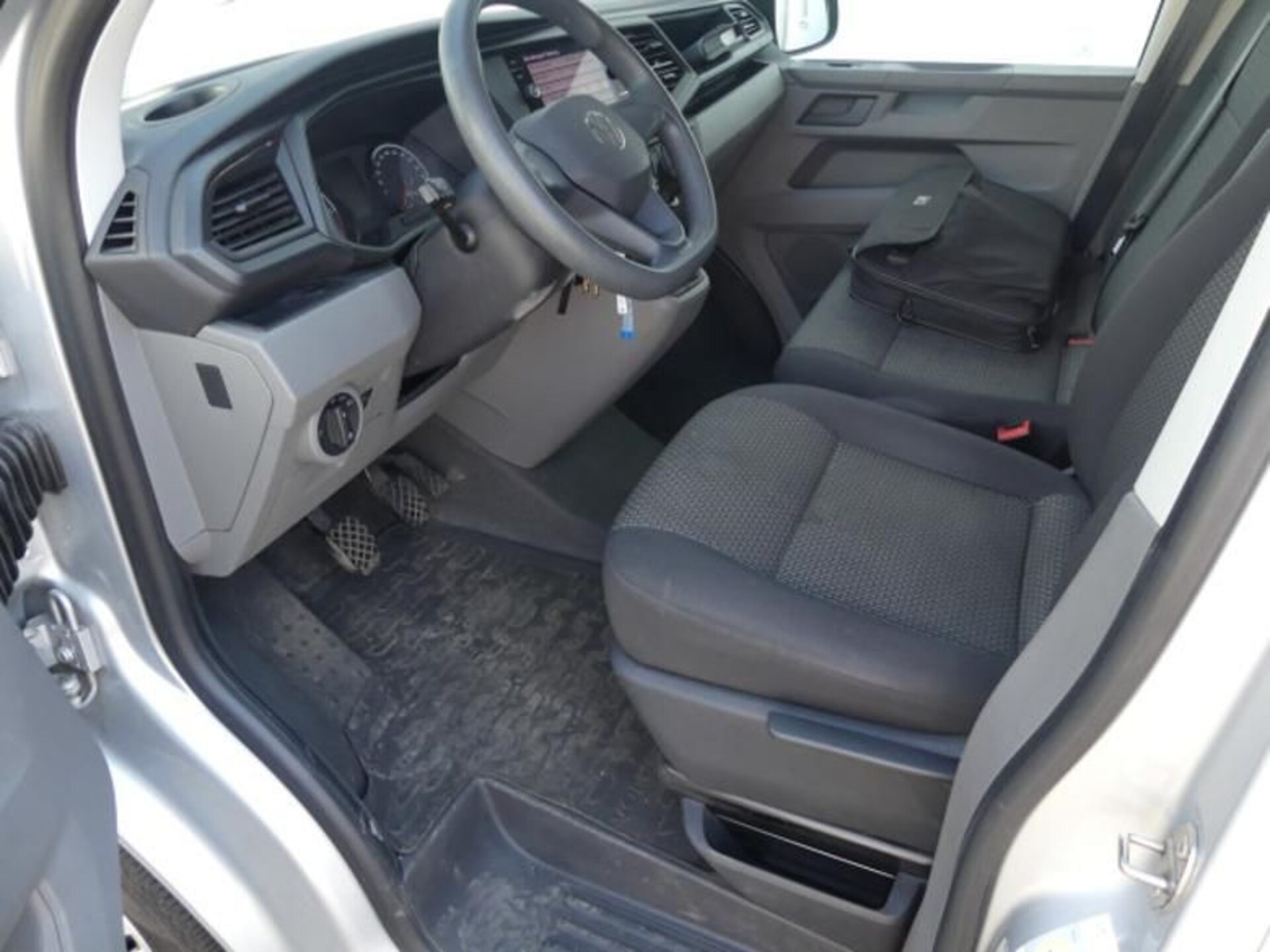Volkswagen T6.1 Transporter Kasten kurzer Radstand