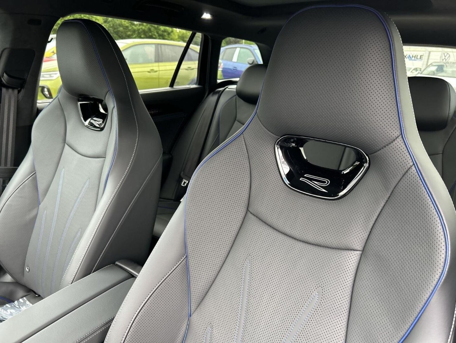 Volkswagen Passat – Bild 9
