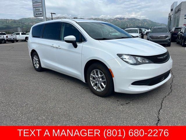 2022 Chrysler Voyager