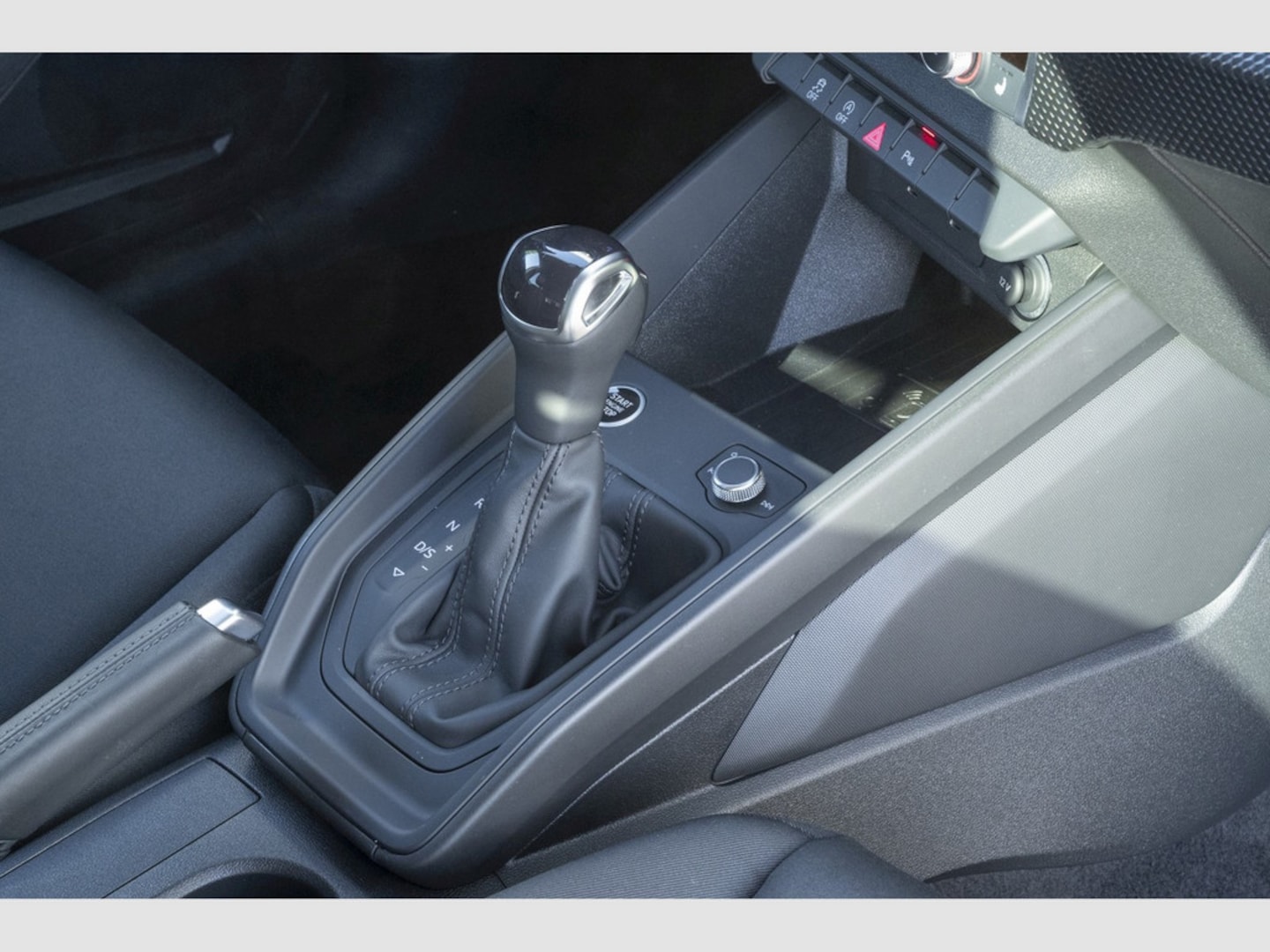Bild über Audi A1 Sportback advanced 30 TFSI S tronic - für weitere Informationen kontaktieren Sie den Audi Partner
