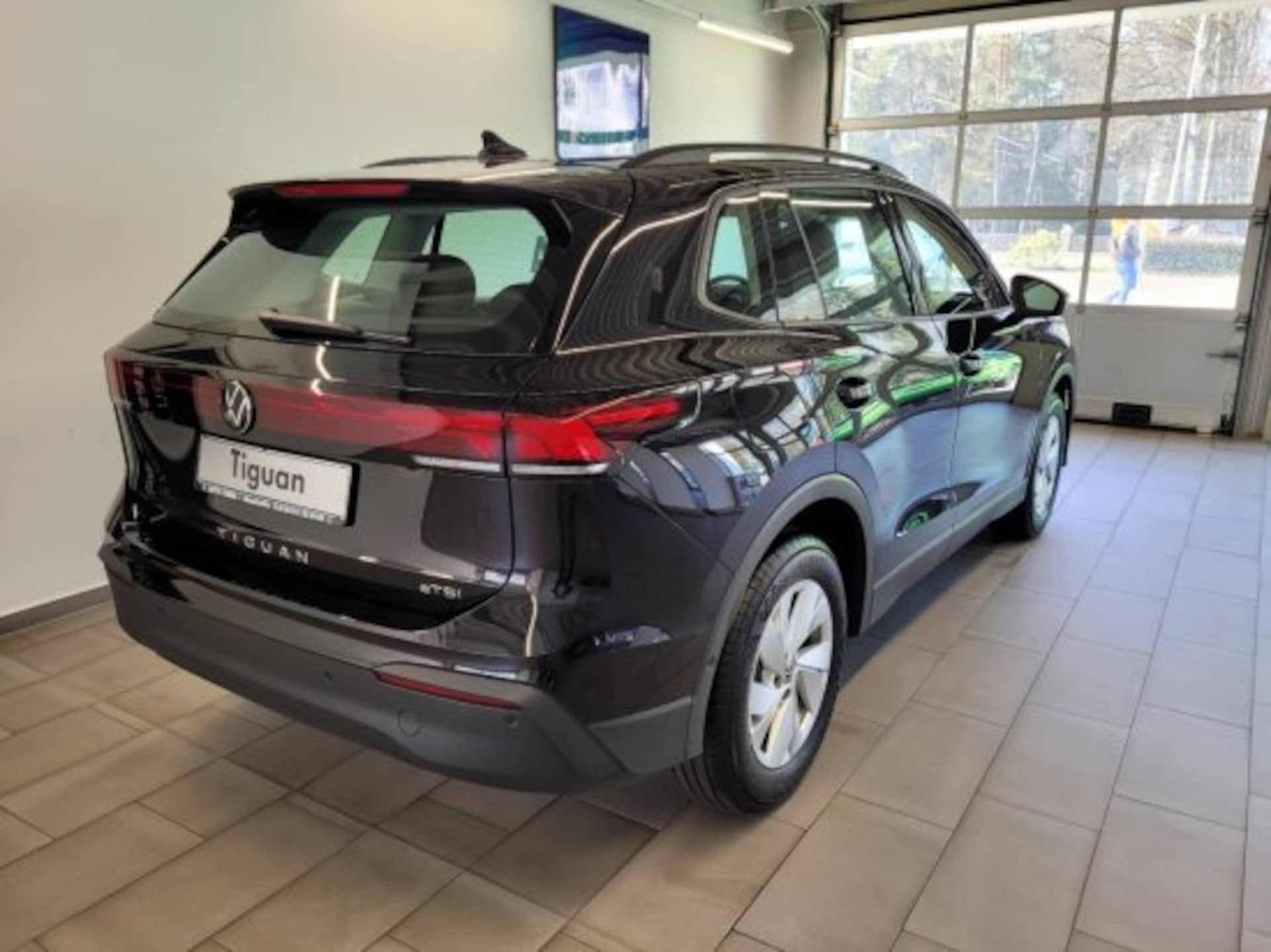 Volkswagen Tiguan Basis-Modell