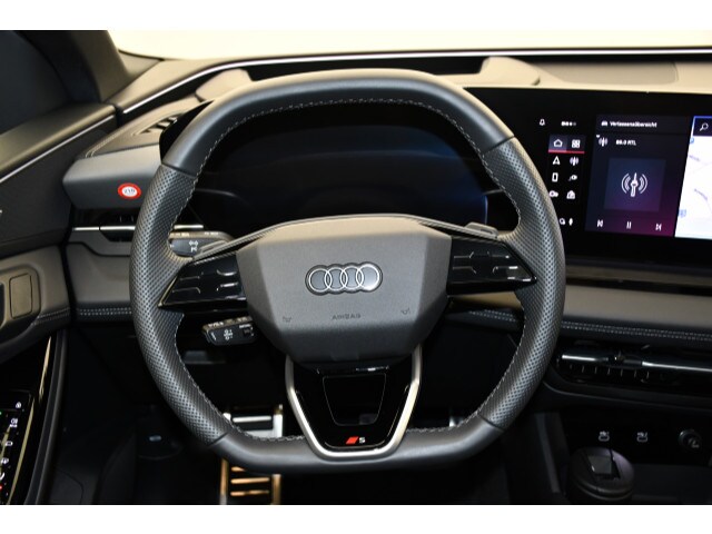 Image about Audi Q6 SUV e-tron e-tron performance