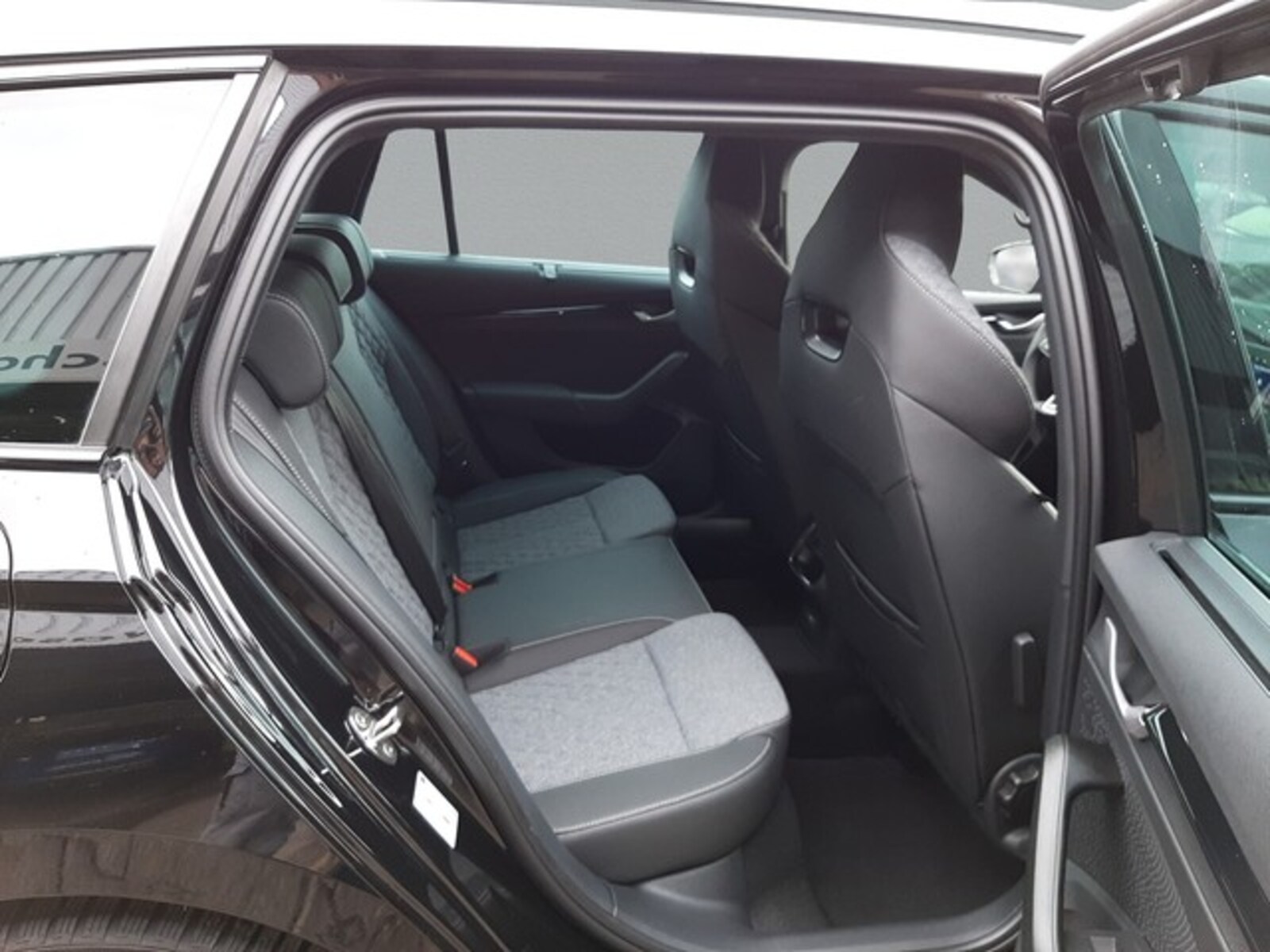 Škoda Octavia Combi – Bild 8