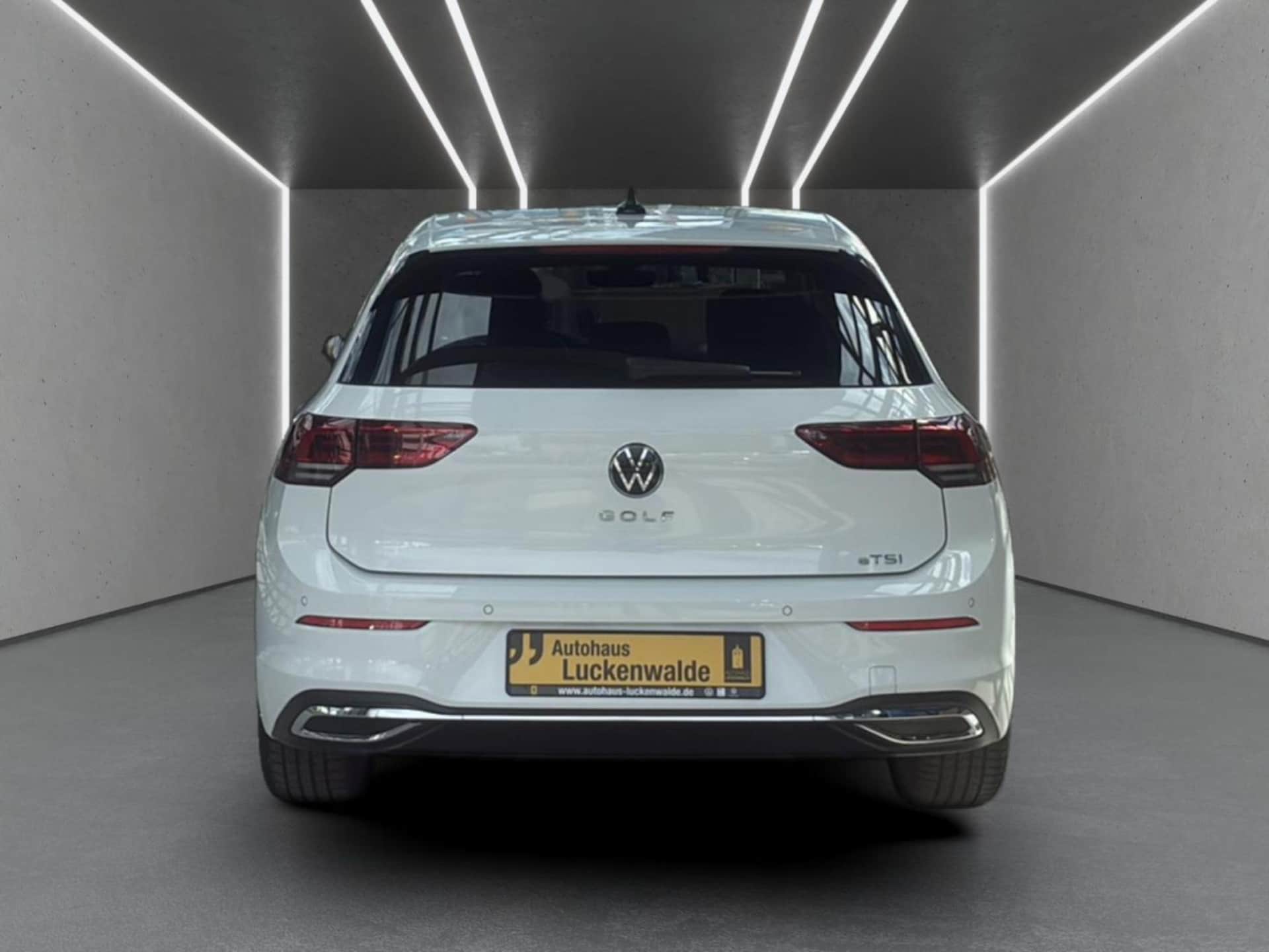 Volkswagen Golf Style