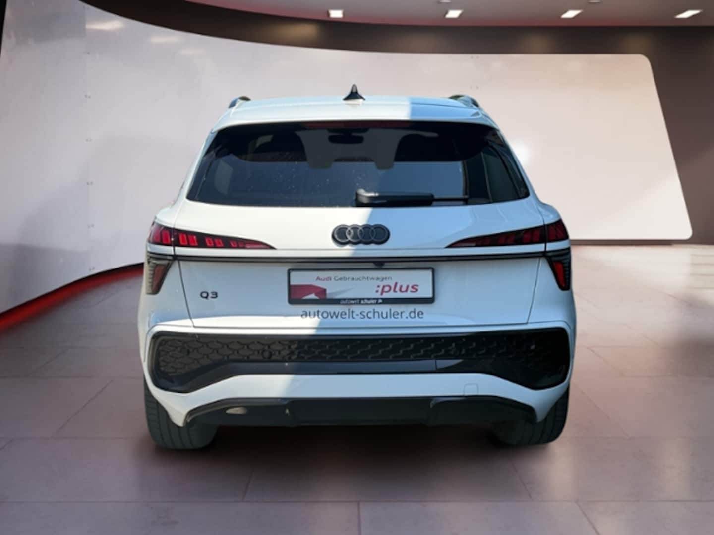 Bild über Audi Q3 SUV e-hybrid e-hybrid 200 kW S tronic - für weitere Informationen kontaktieren Sie den Audi Partner