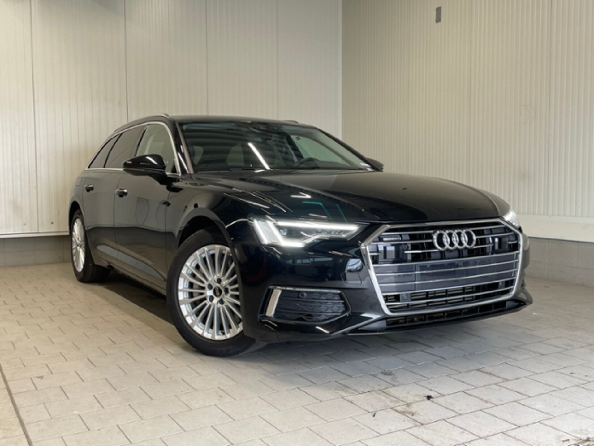 Audi A6 Avant TFSI e Design