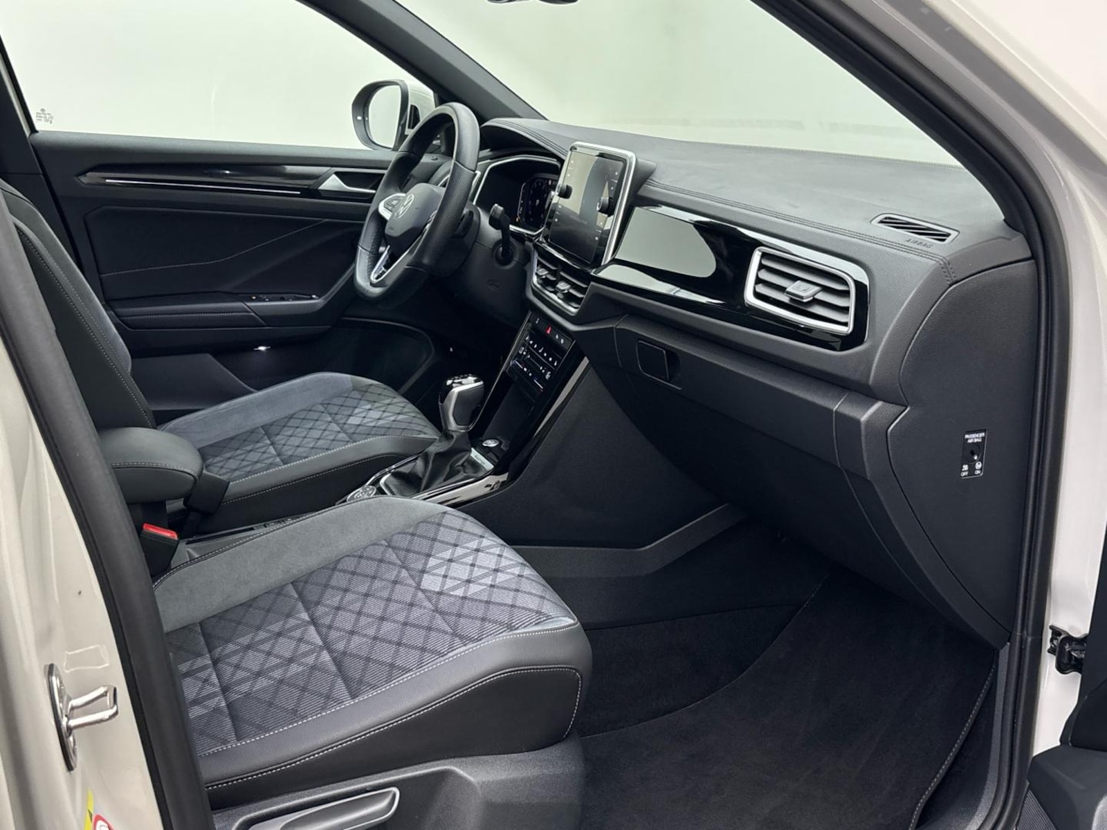 Volkswagen T-Roc – Bild 10