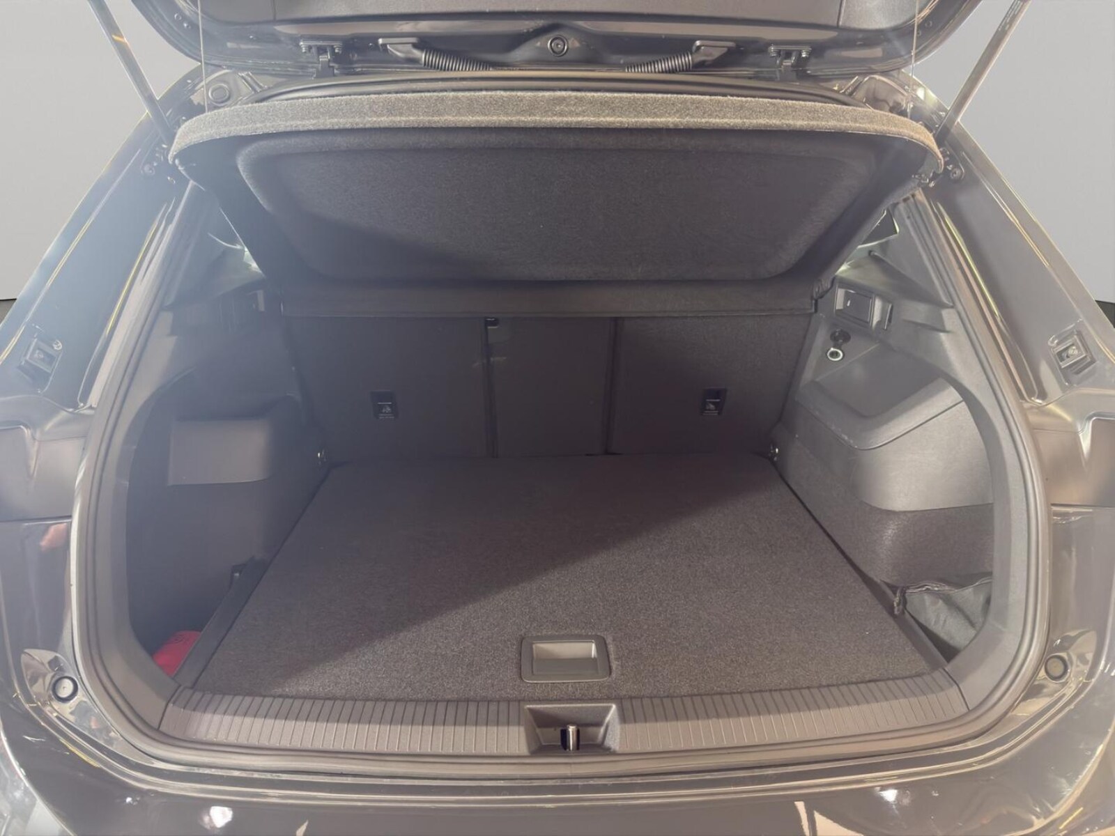 Volkswagen Tiguan – Bild 18
