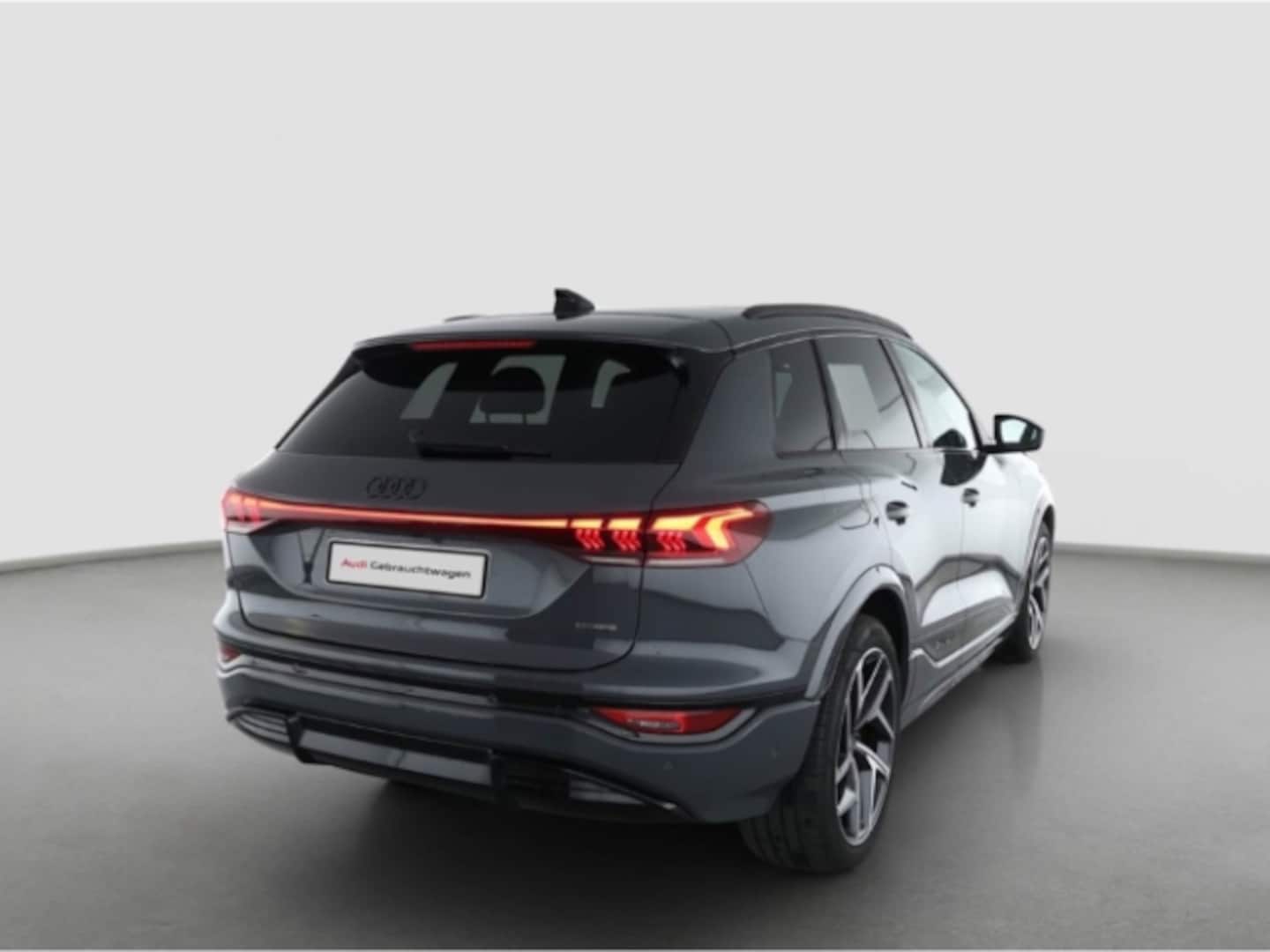 Bild über Audi Q6 SUV e-tron e-tron quattro - für weitere Informationen kontaktieren Sie den Audi Partner