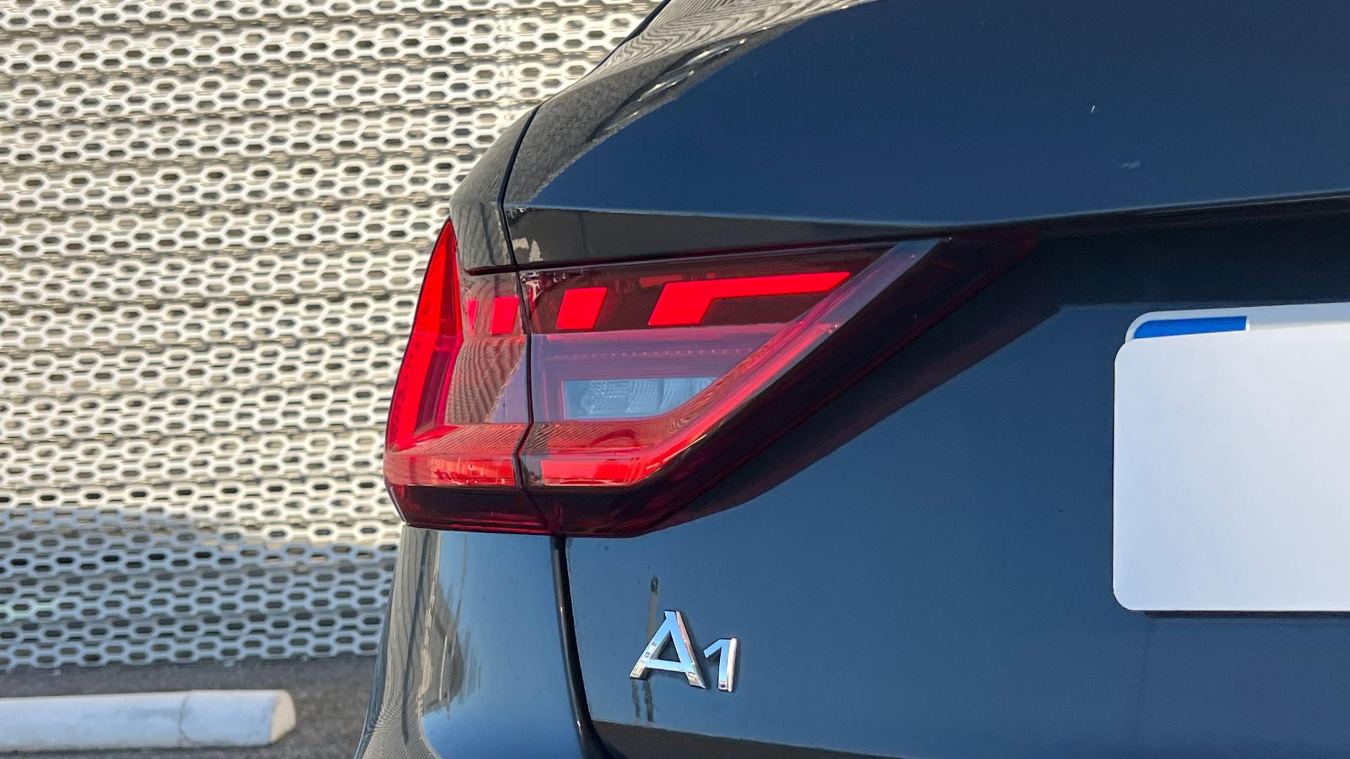 Image about Audi A1 Sportback Advanced 2 30 TFSI 81 kW (110 ch) S tronic