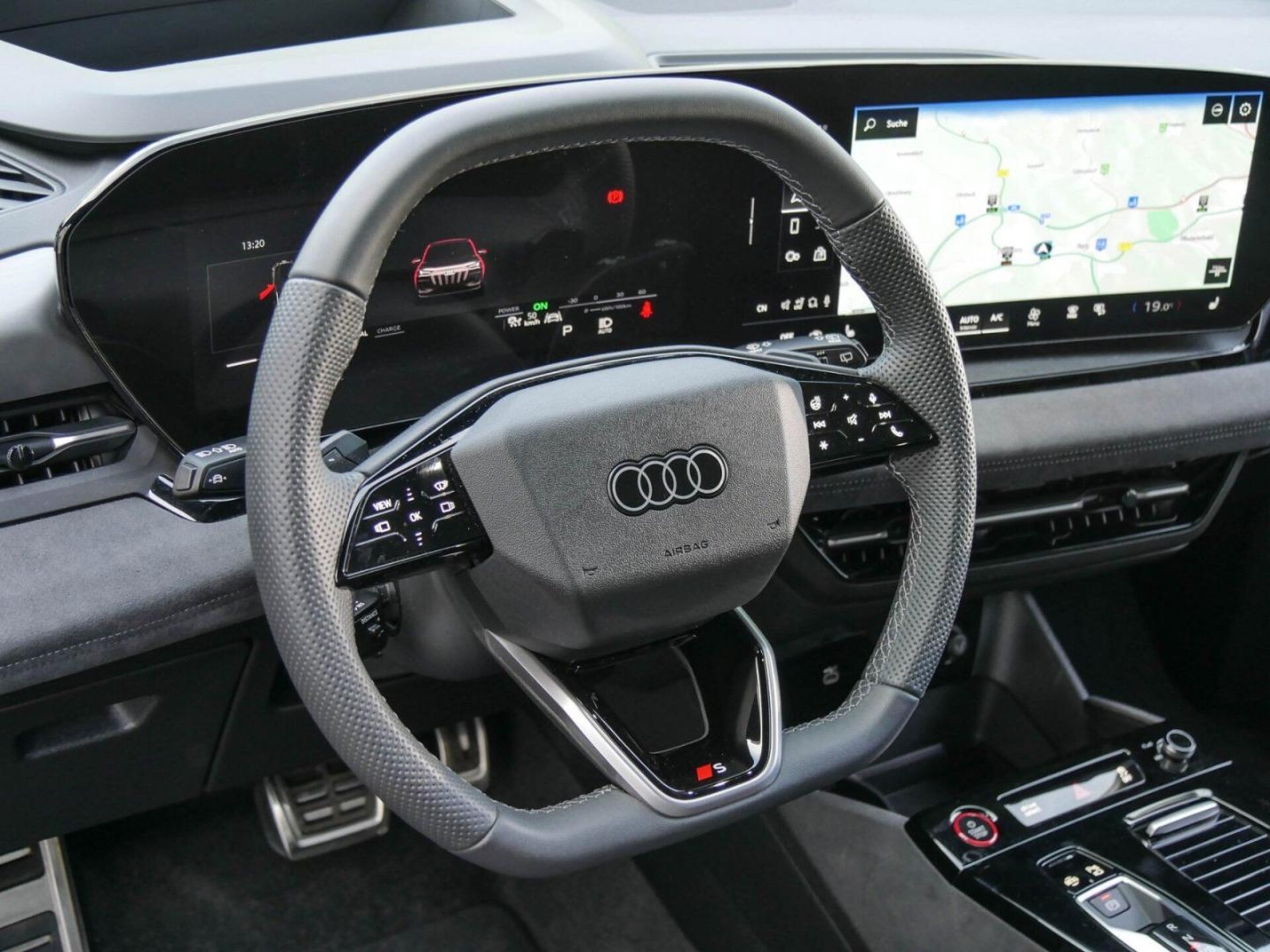 Audi SQ6 SUV e-tron