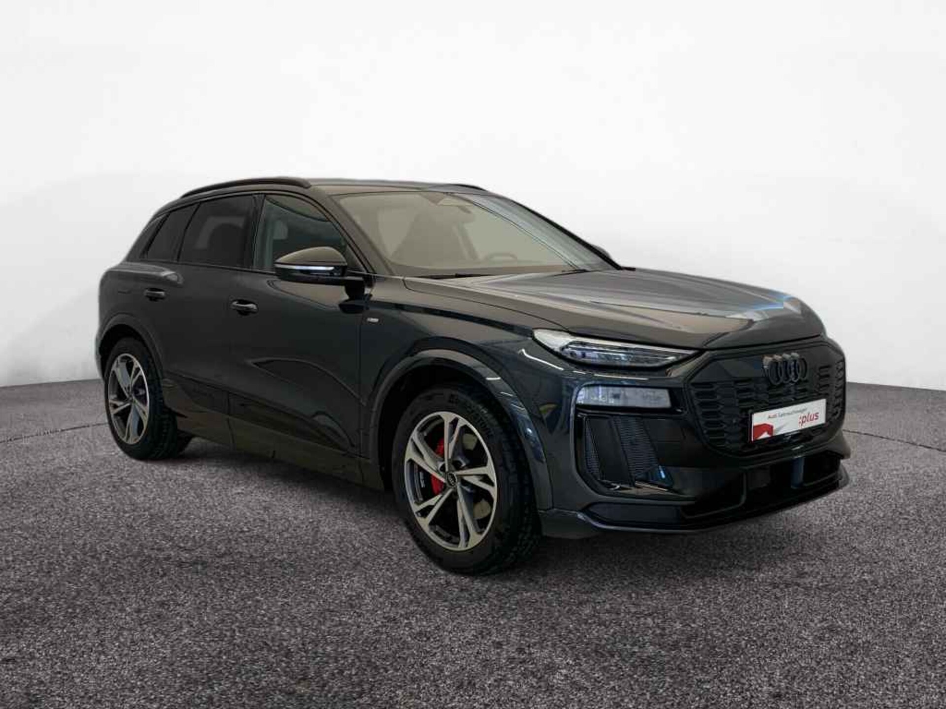 Audi Q6 SUV e-tron