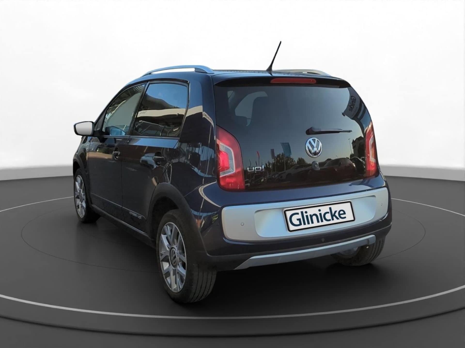 Volkswagen up! cross up!
