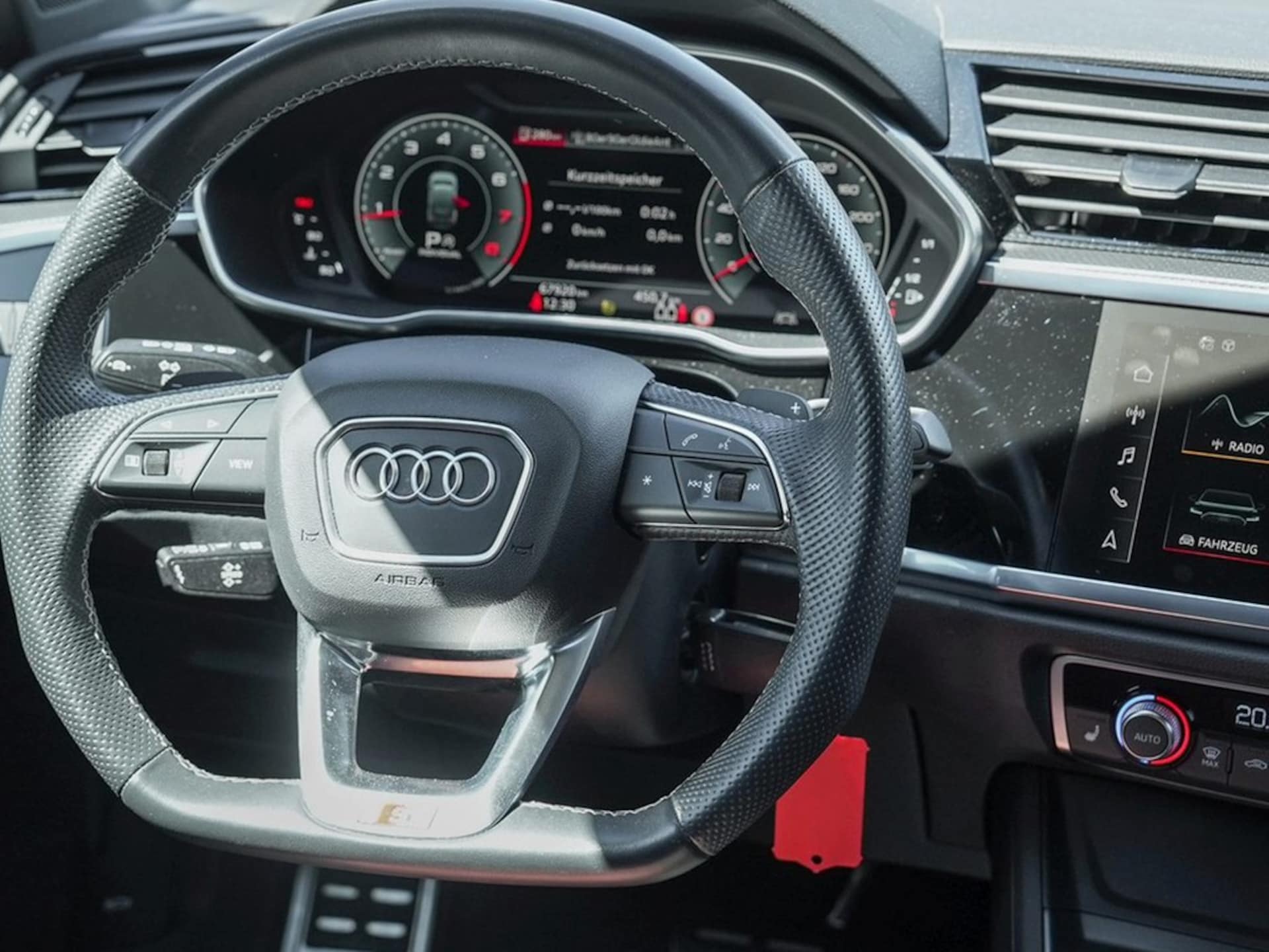 Audi Q3 Sportback S line
