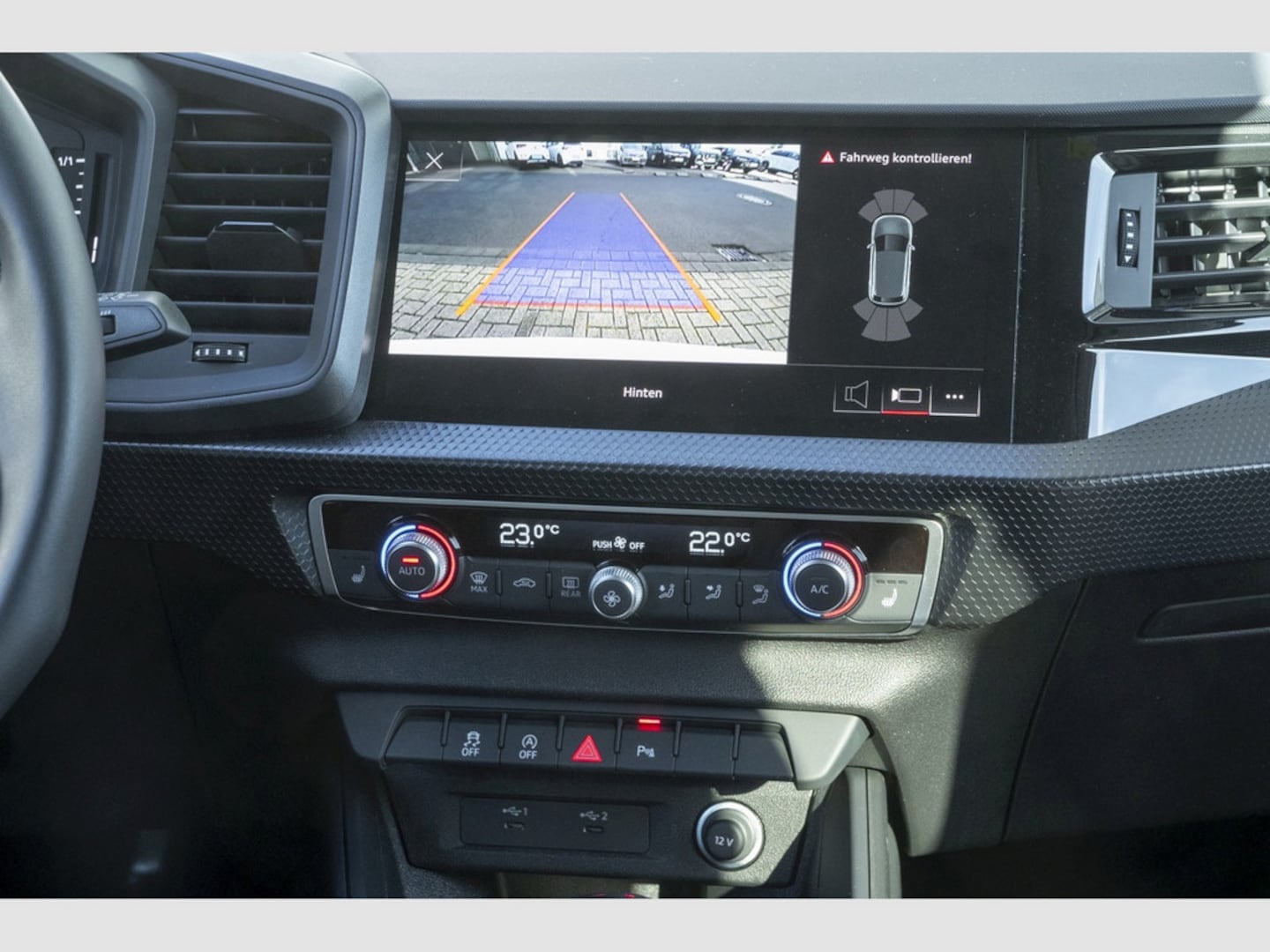 Bild über Audi A1 Sportback advanced 30 TFSI S tronic - für weitere Informationen kontaktieren Sie den Audi Partner