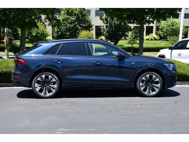 2026 Audi Q8