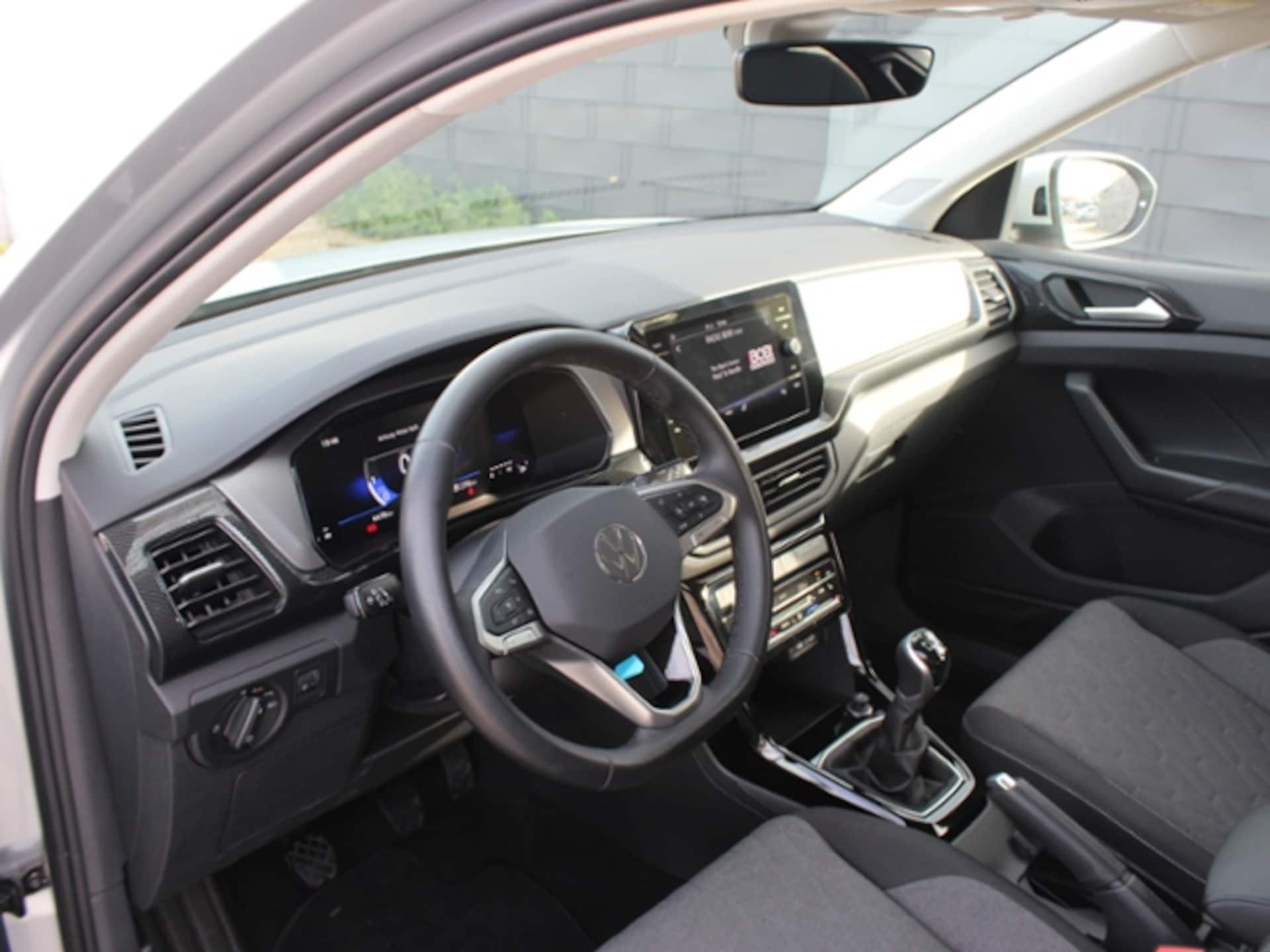 Volkswagen T-Cross Life