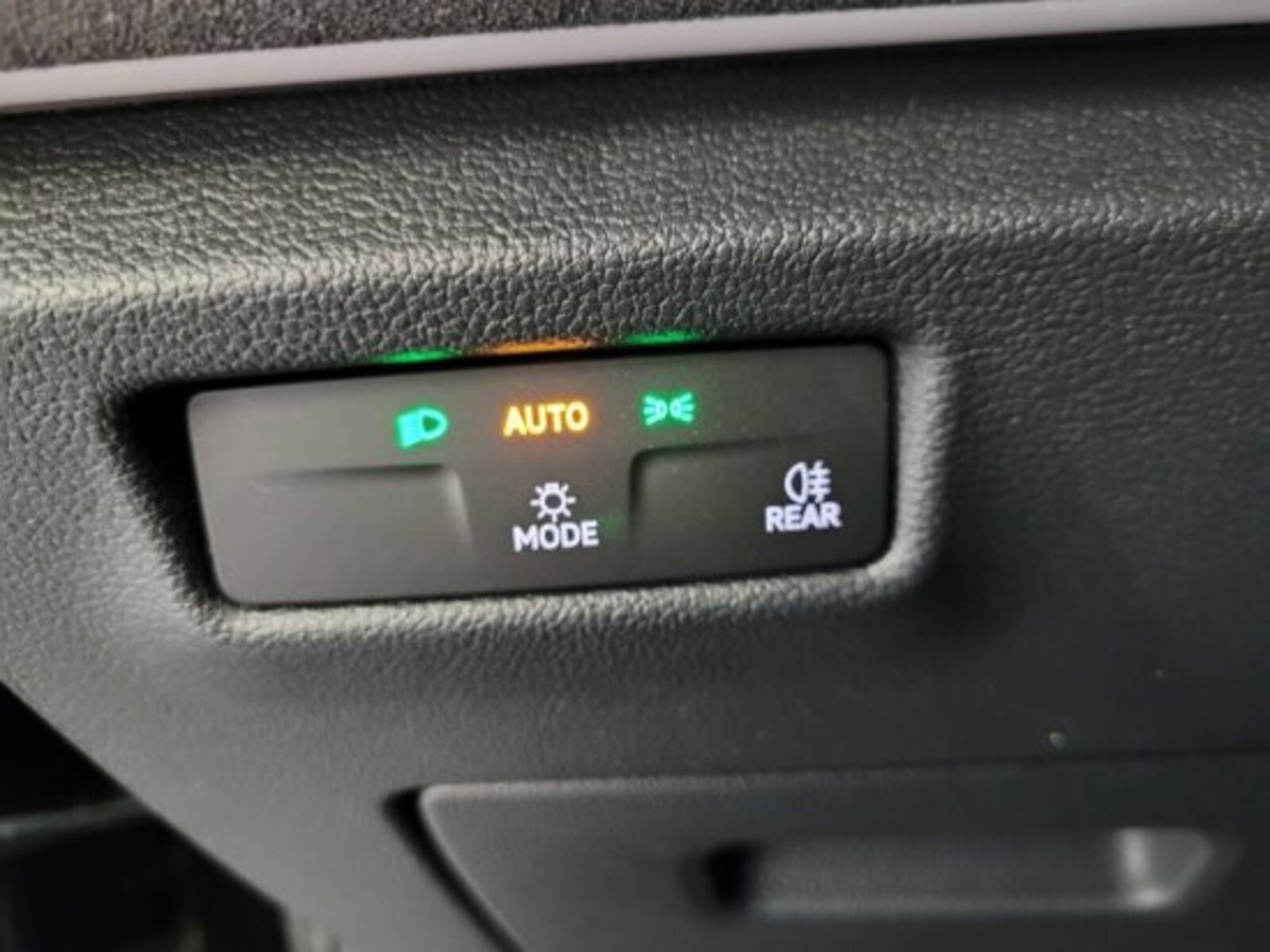 Volkswagen Tiguan – Bild 15