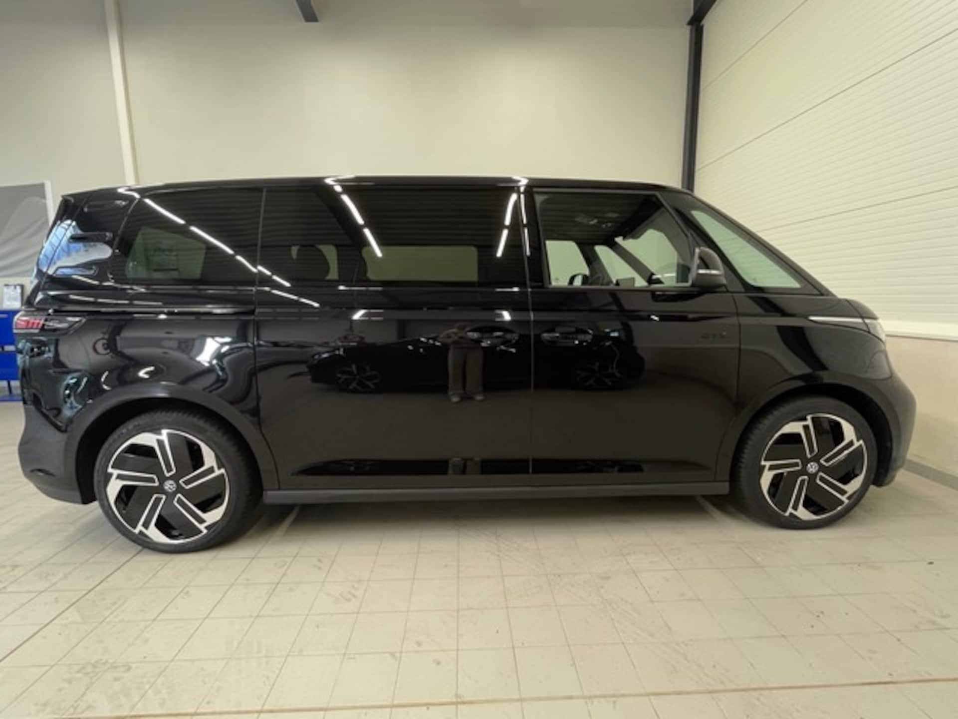 Volkswagen ID. Buzz GTX
