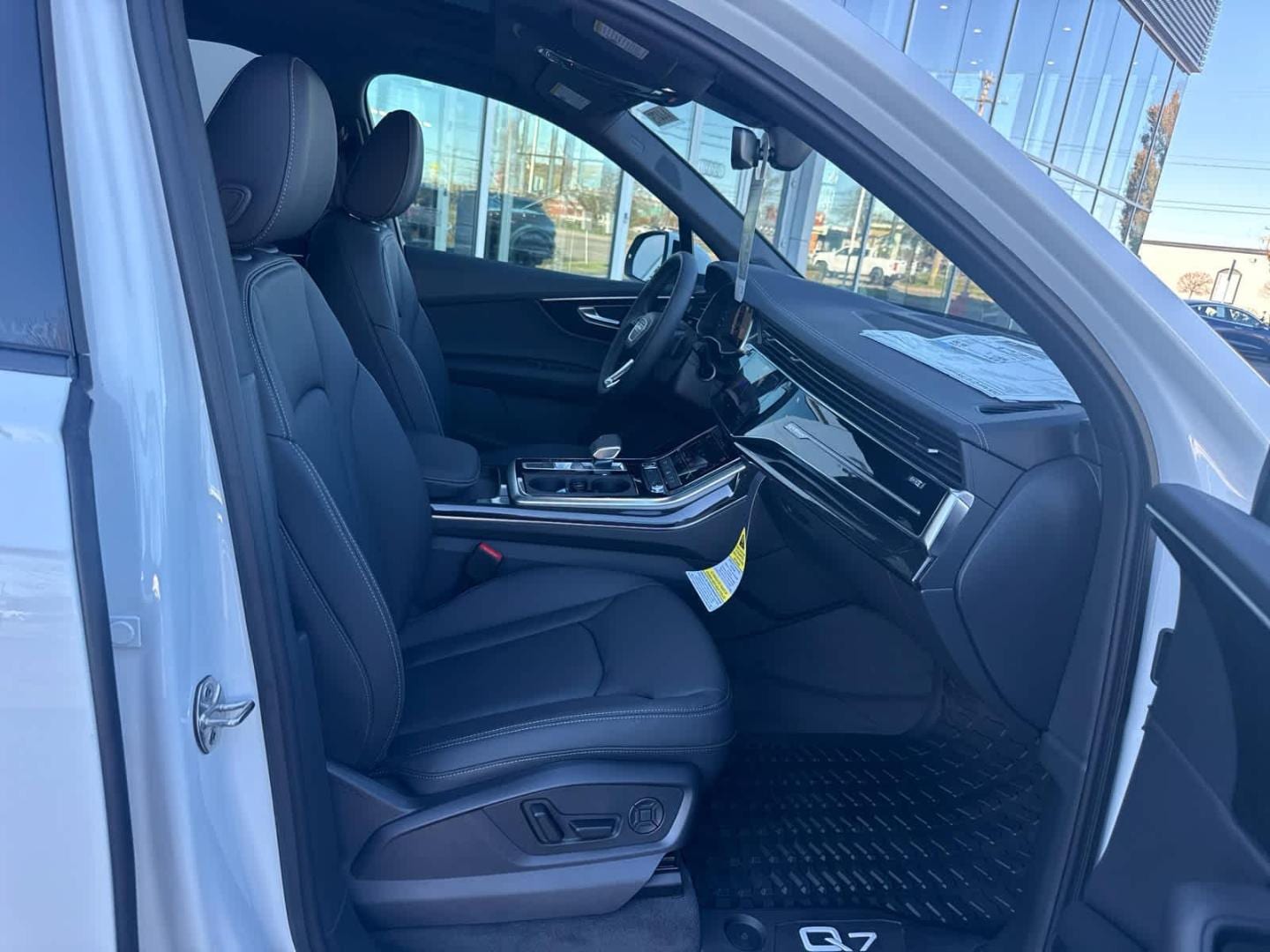 2026 Audi Q7 Premium - Photo 35