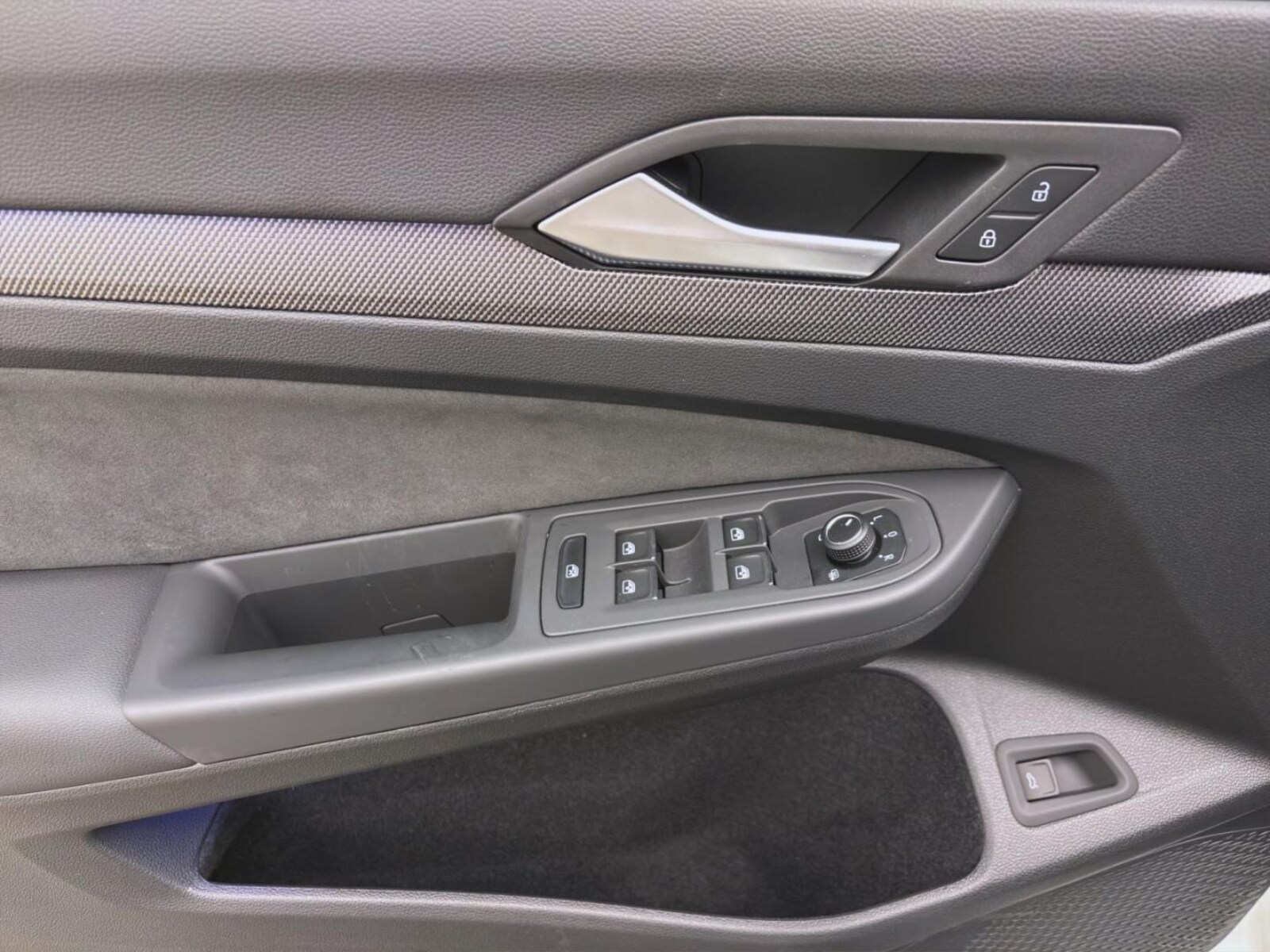 Volkswagen Golf Variant – Bild 11