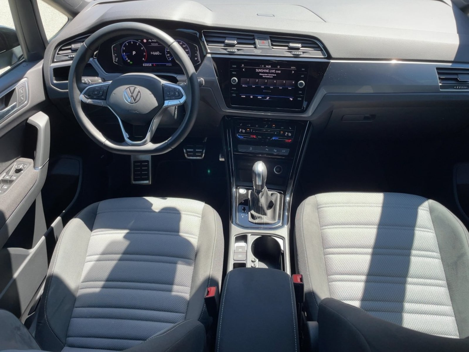 Volkswagen Touran – Bild 10
