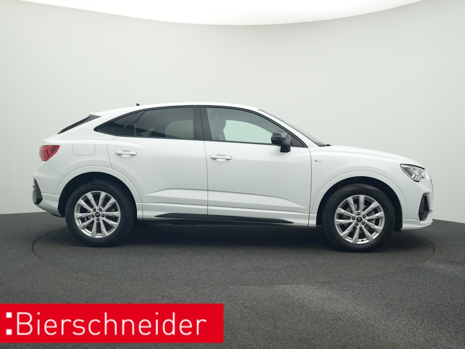Audi Q3 Sportback S line