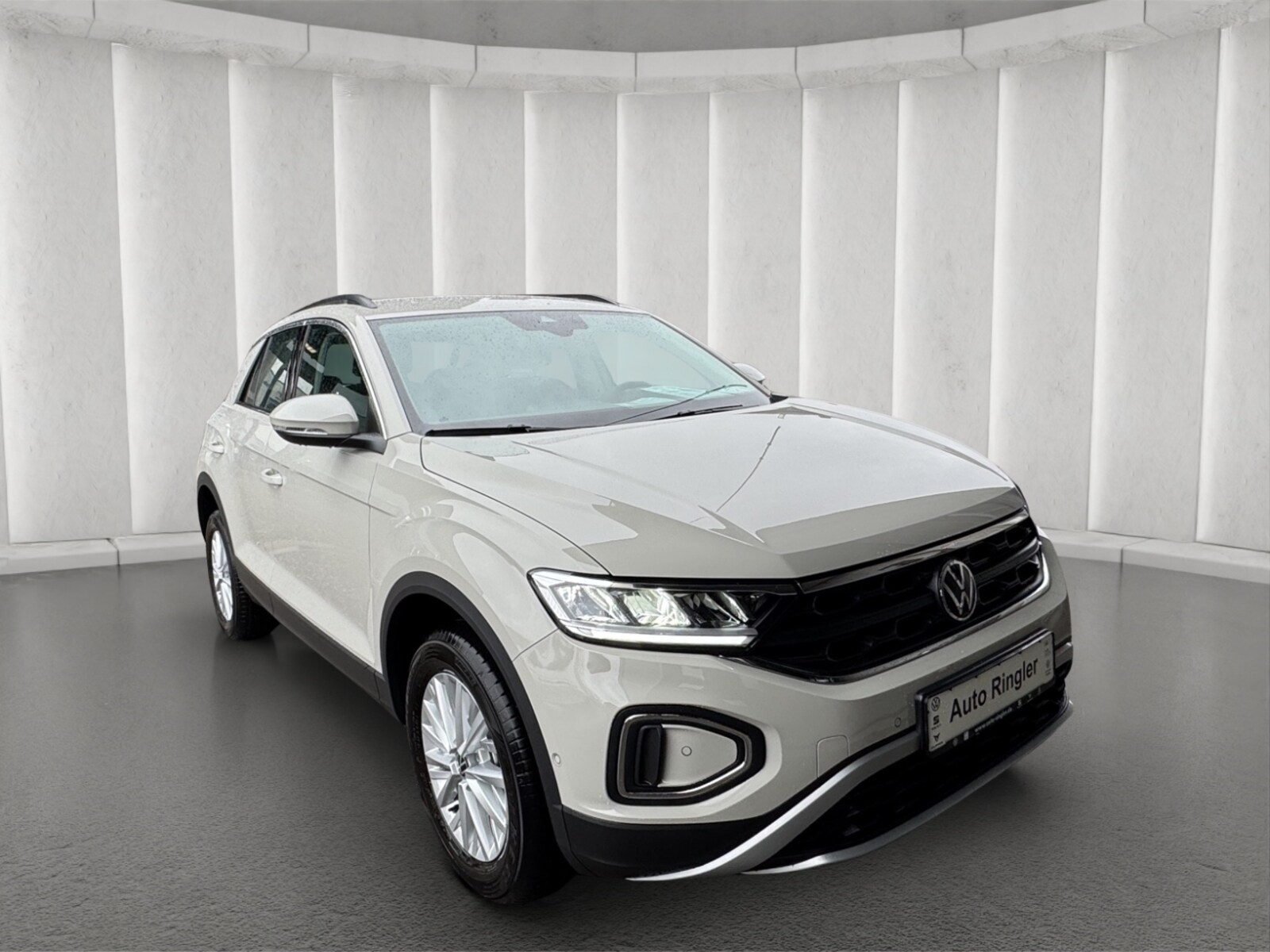 Volkswagen T-Roc – Bild 2