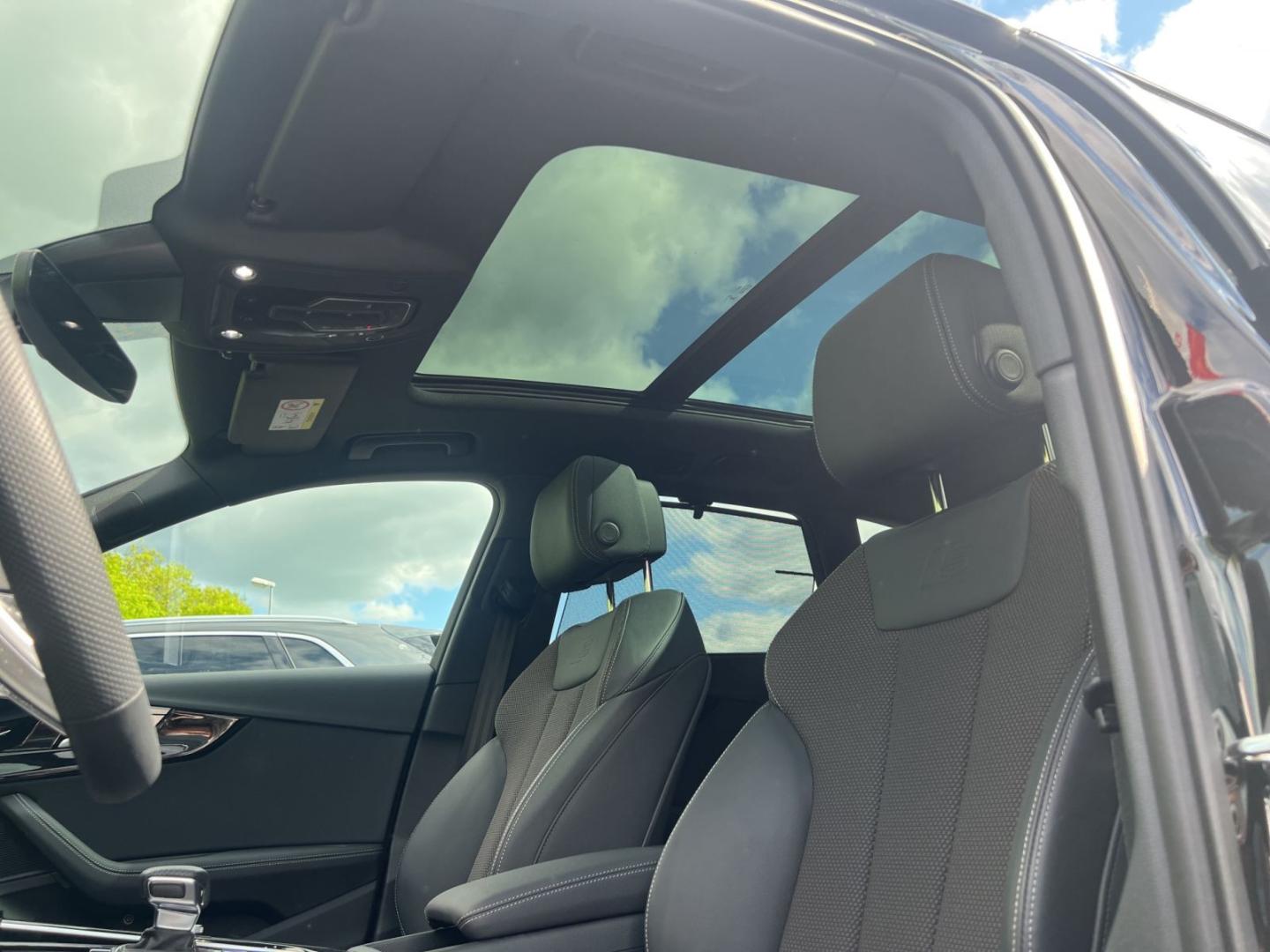 Image about Audi A4 Avant S line 40 TFSI quattro S tronic
