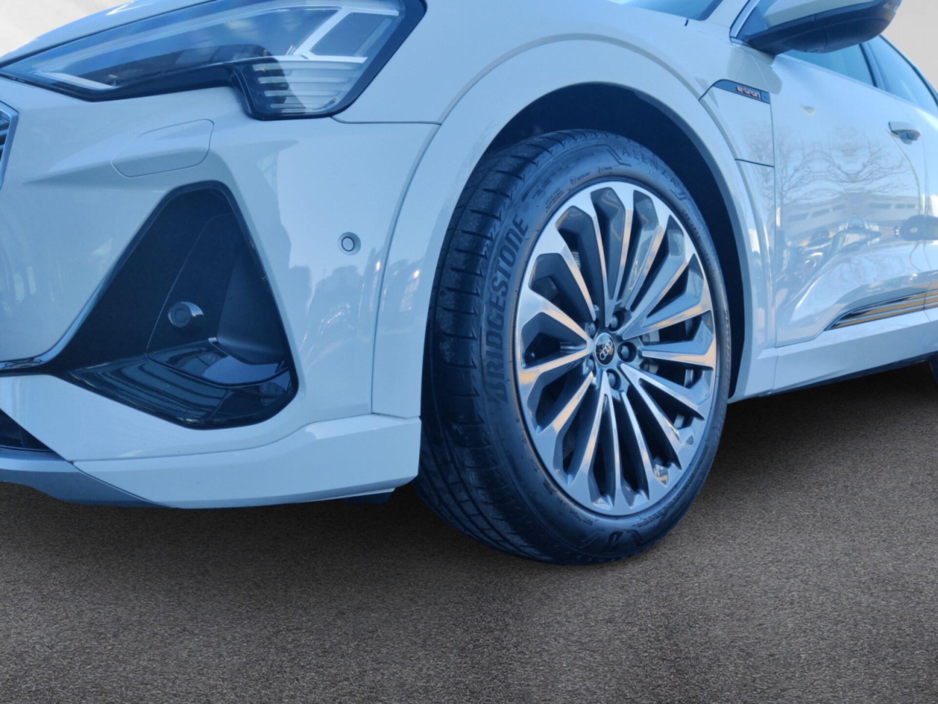 Audi e-tron Sportback S line