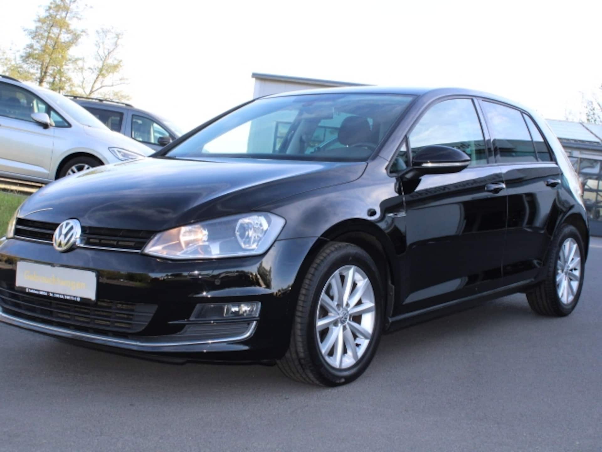 Volkswagen Golf LOUNGE