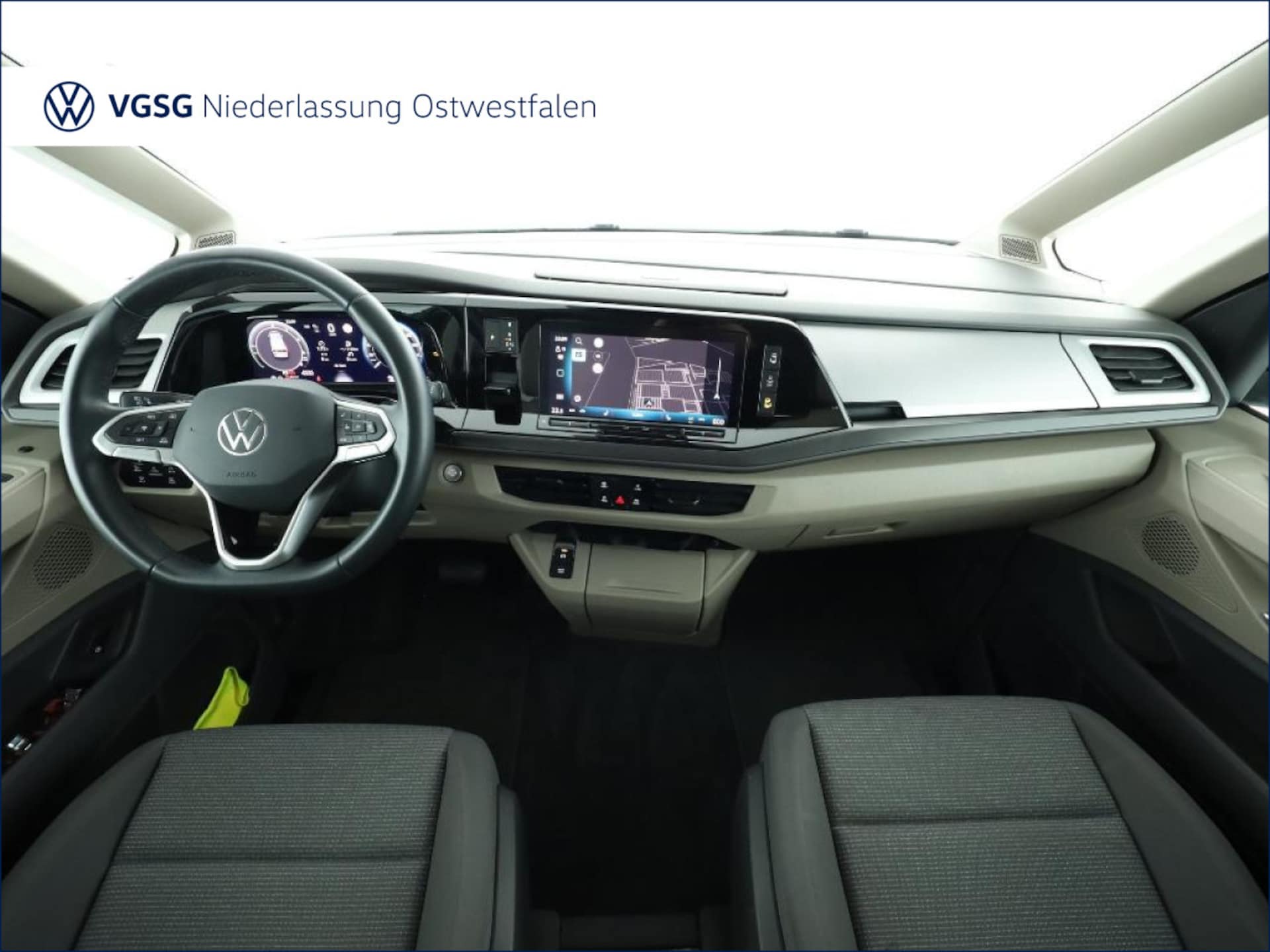 Volkswagen Multivan Langversion Basis-Modell