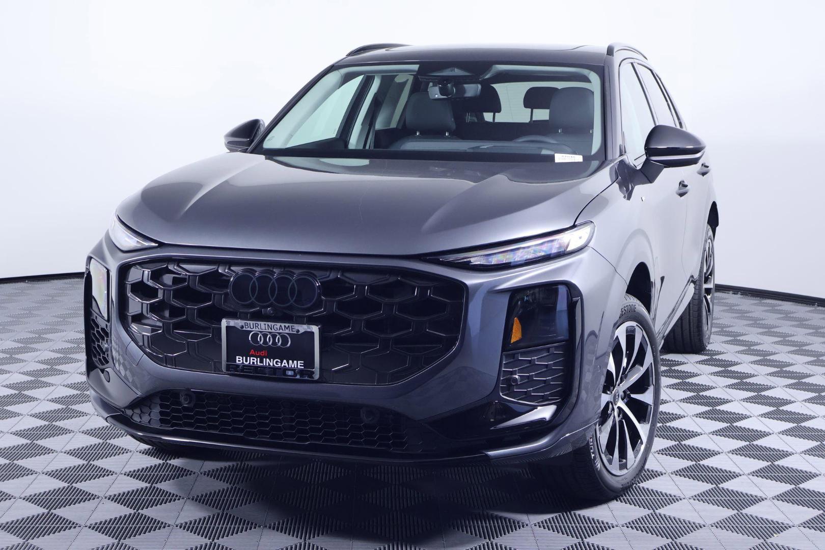 2026 Audi Q3 S line quattro's photo