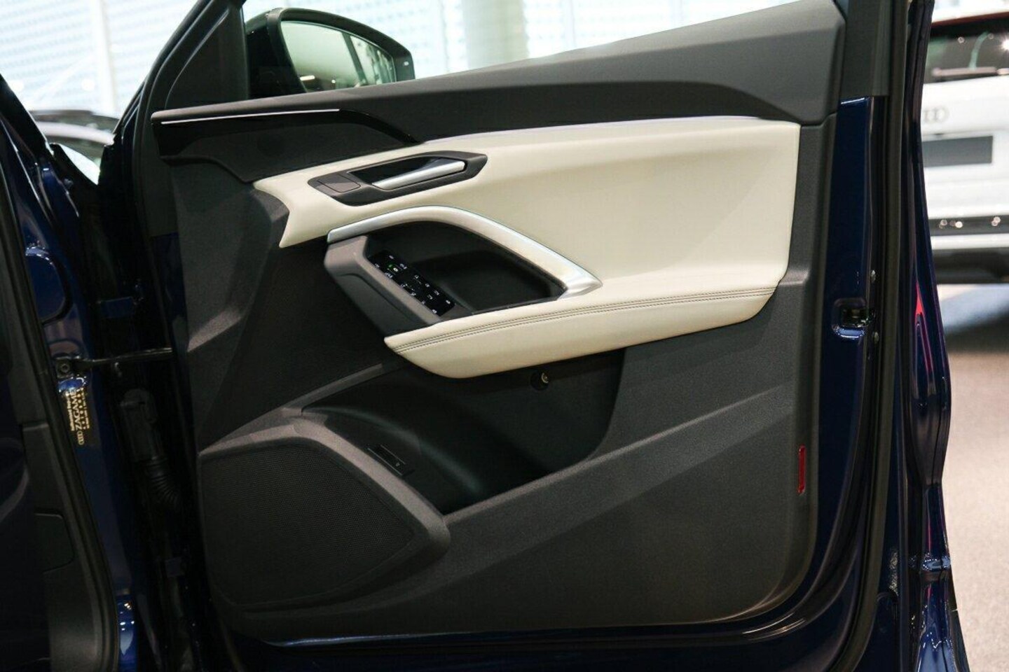Image about Audi Q5 SUV TFSI 150 kW