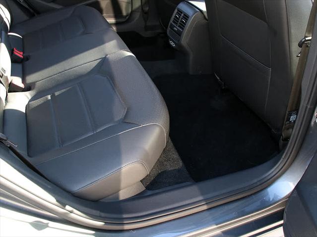 2019 VOLKSWAGEN PASSAT - Image 24