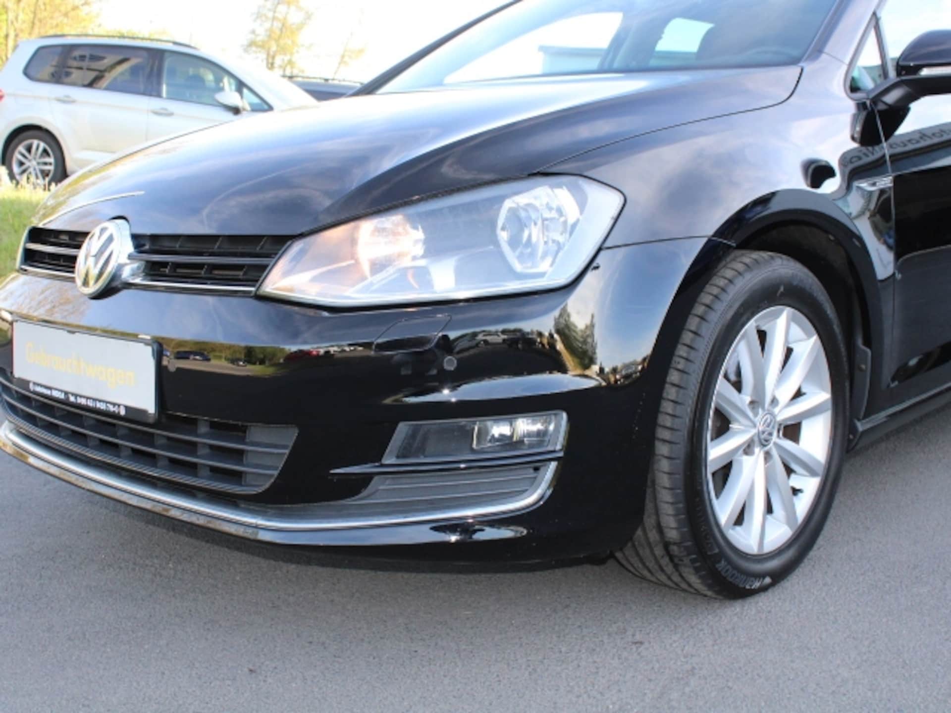 Volkswagen Golf LOUNGE