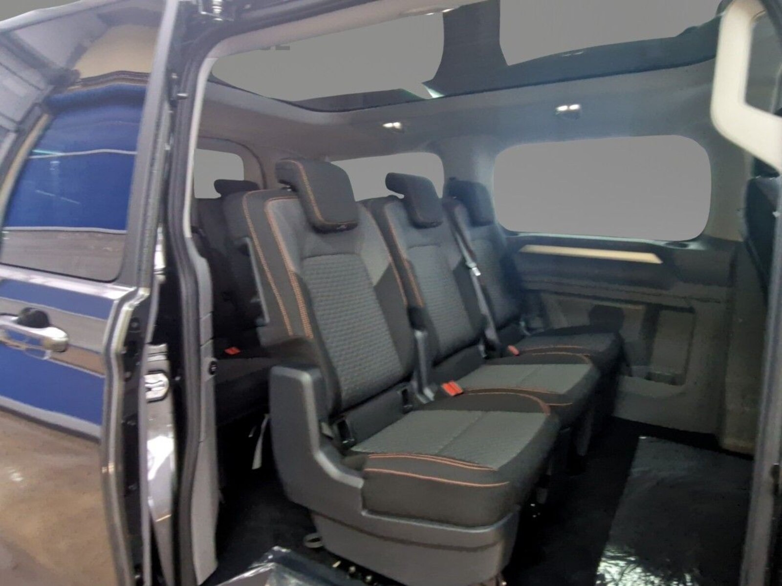 Volkswagen Caravelle – Bild 8