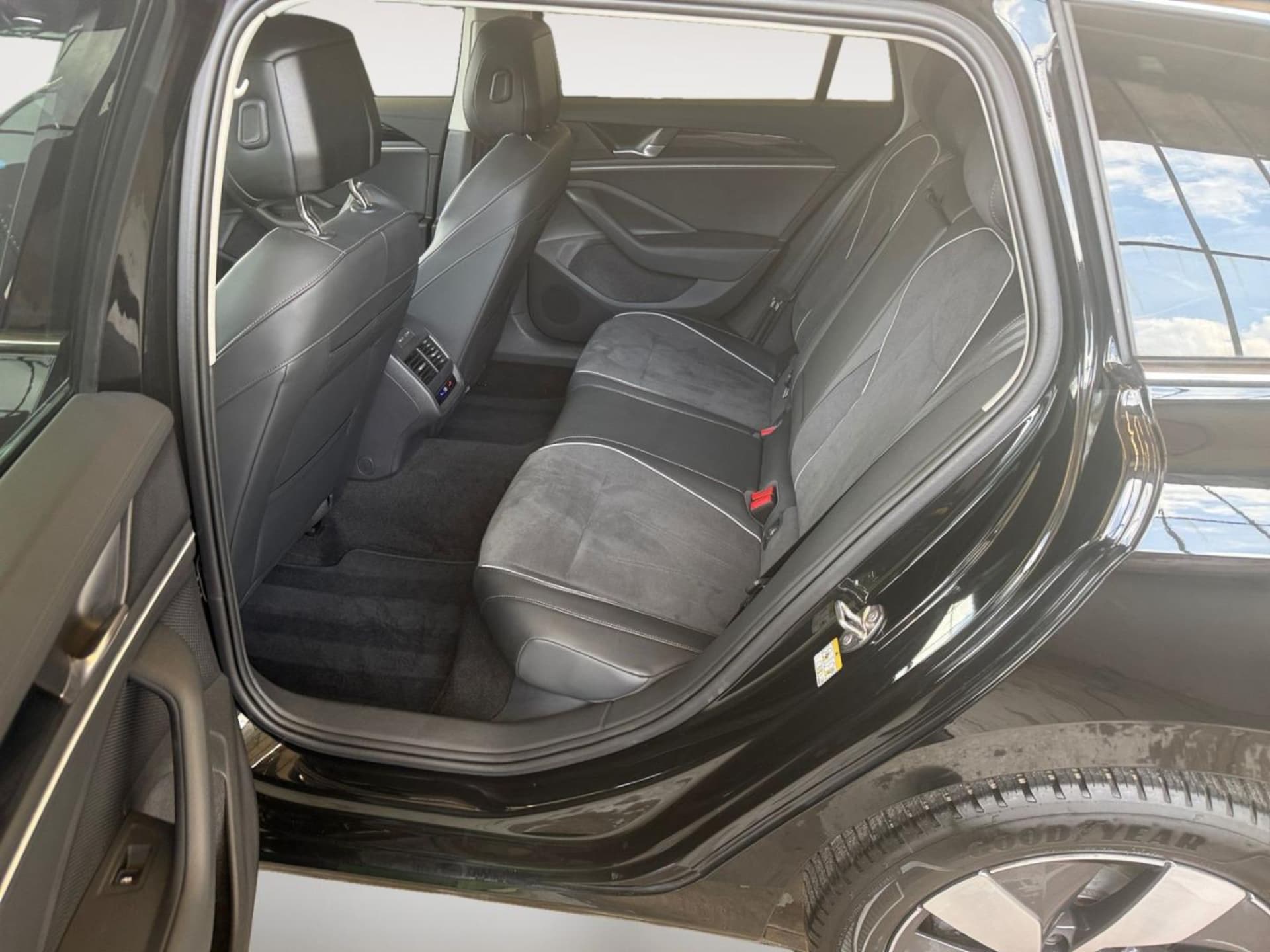 Volkswagen Passat Business