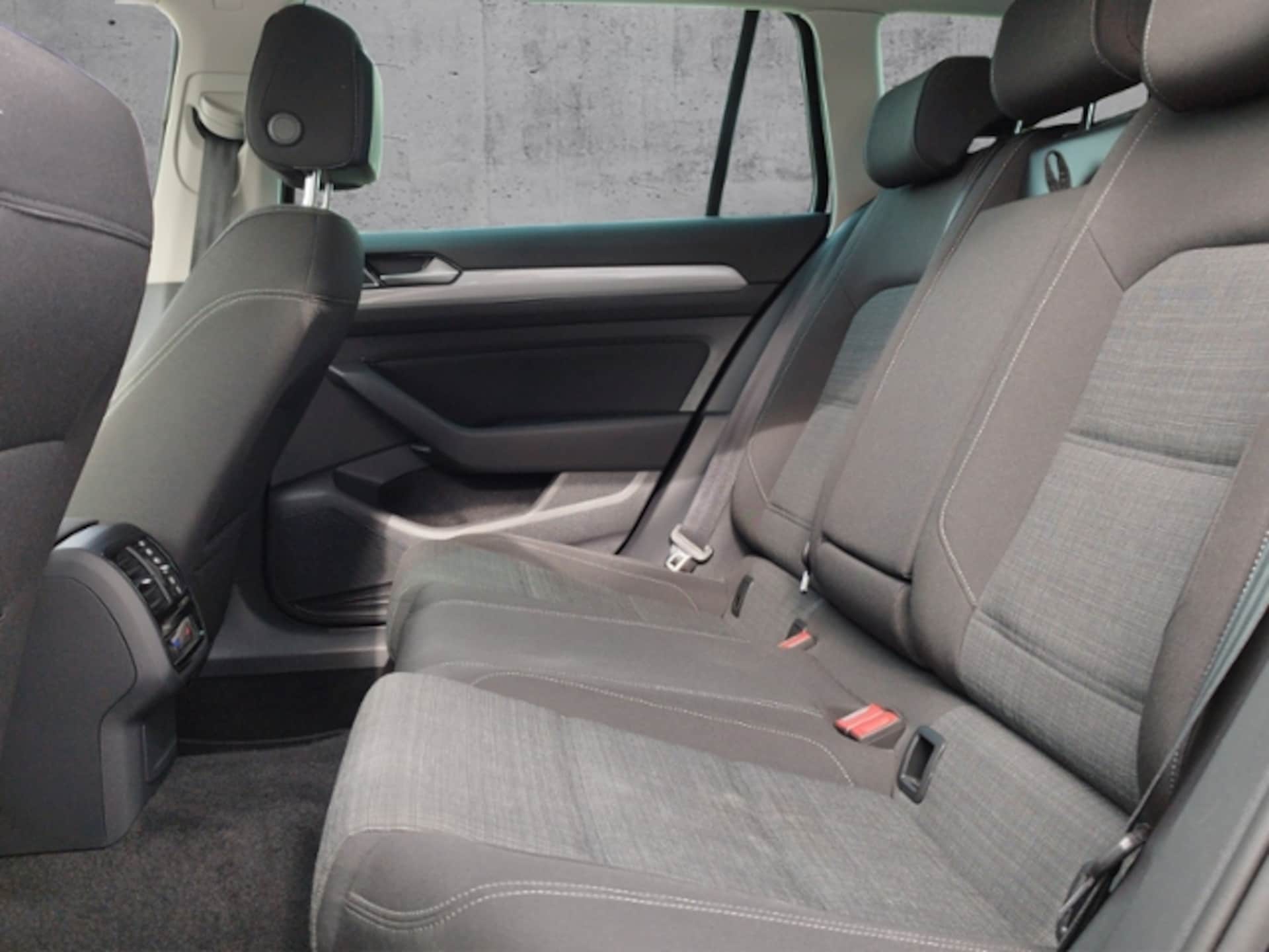 Volkswagen Passat Variant Business