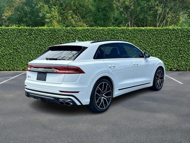 2022 Audi SQ8