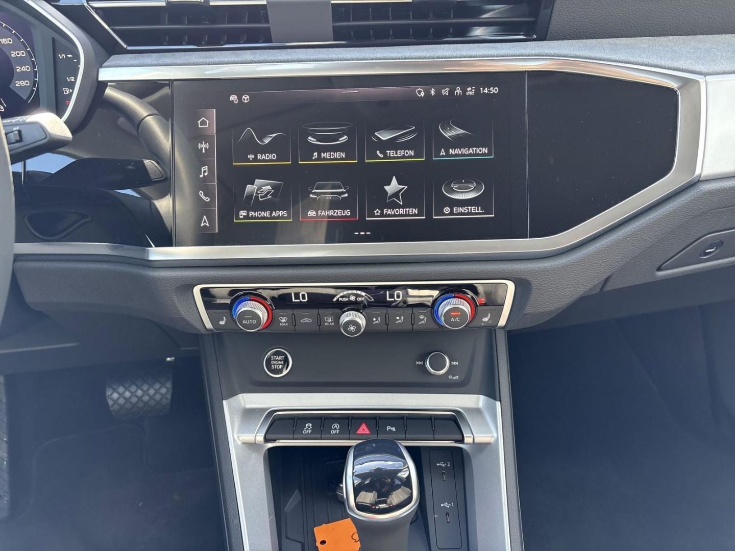 Bild über Audi Q3 TDI 110 kW S tronic - für weitere Informationen kontaktieren Sie den Audi Partner