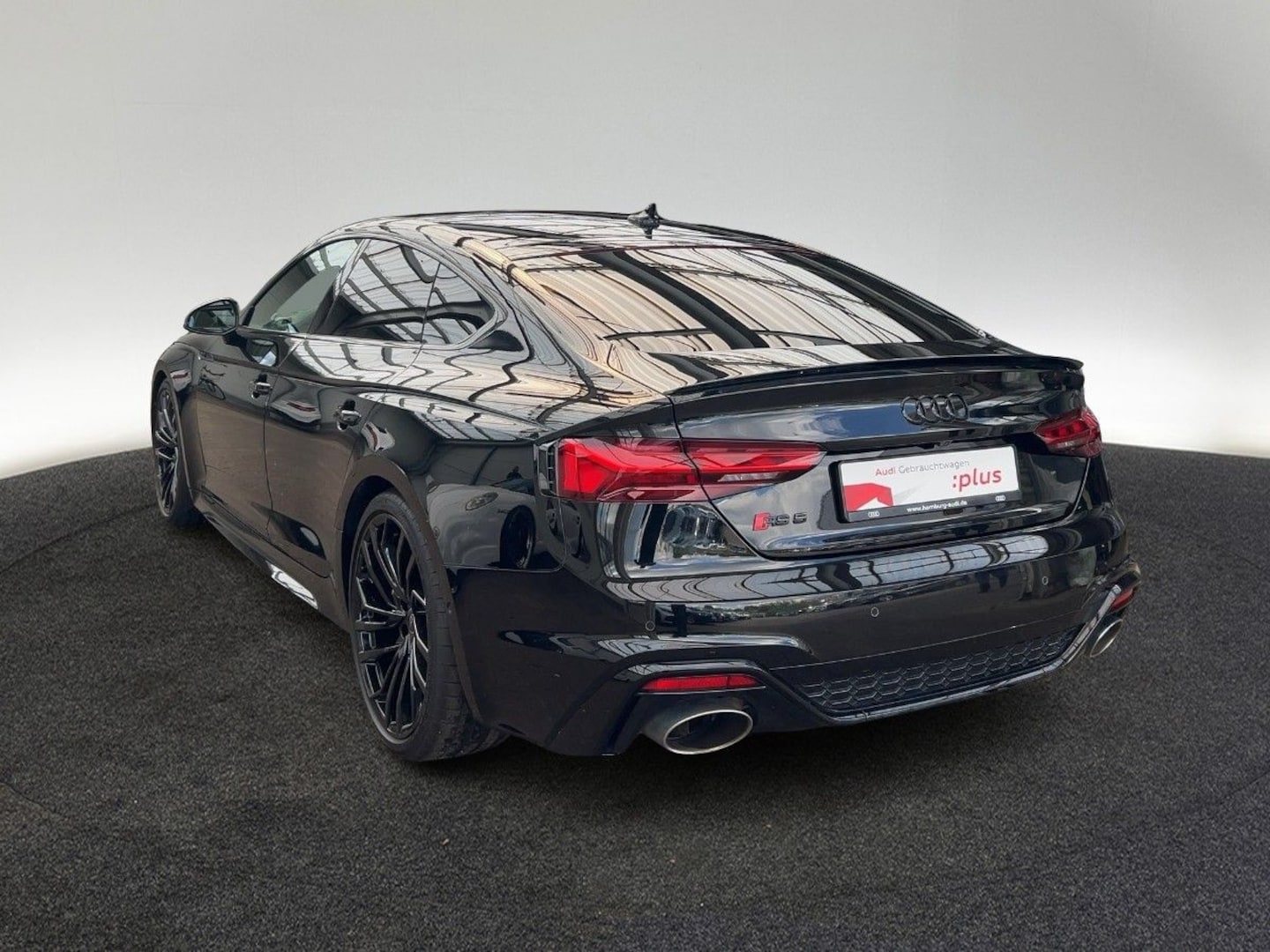 Bild über Audi RS 5 Sportback TFSI quattro tiptronic - für weitere Informationen kontaktieren Sie den Audi Partner